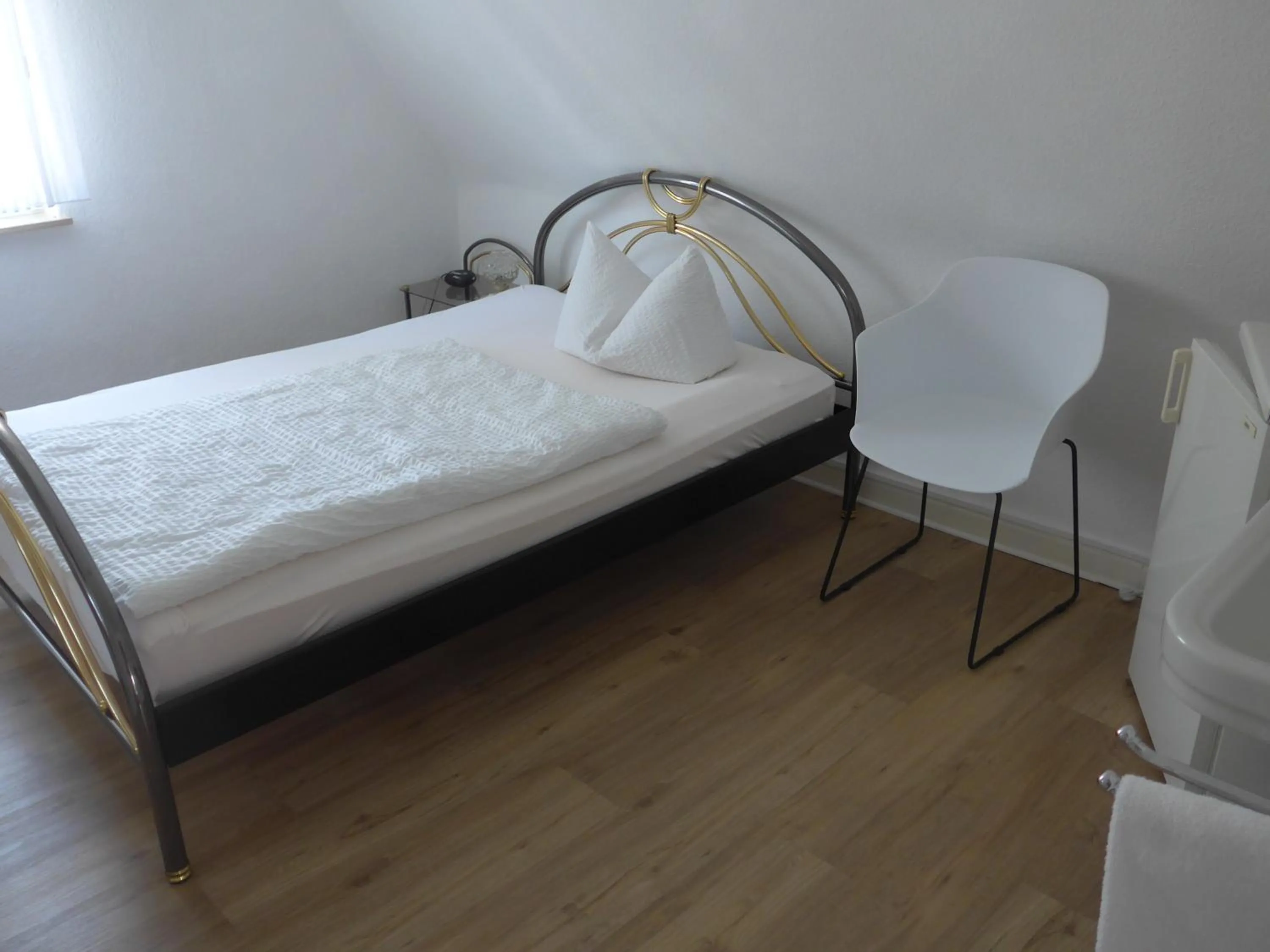 Photo of the whole room, Bed in Pension Schneider