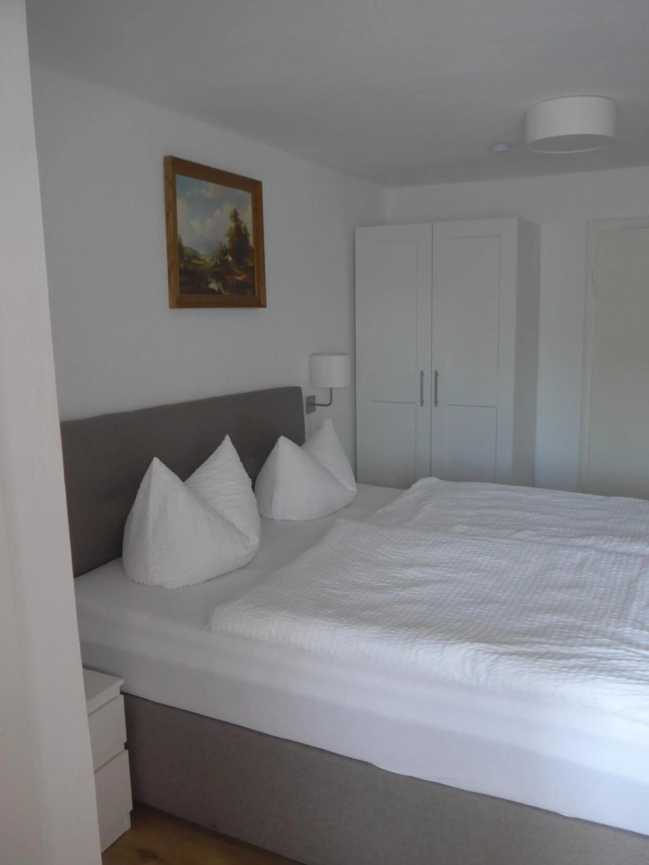 Photo of the whole room, Bed in Pension Schneider