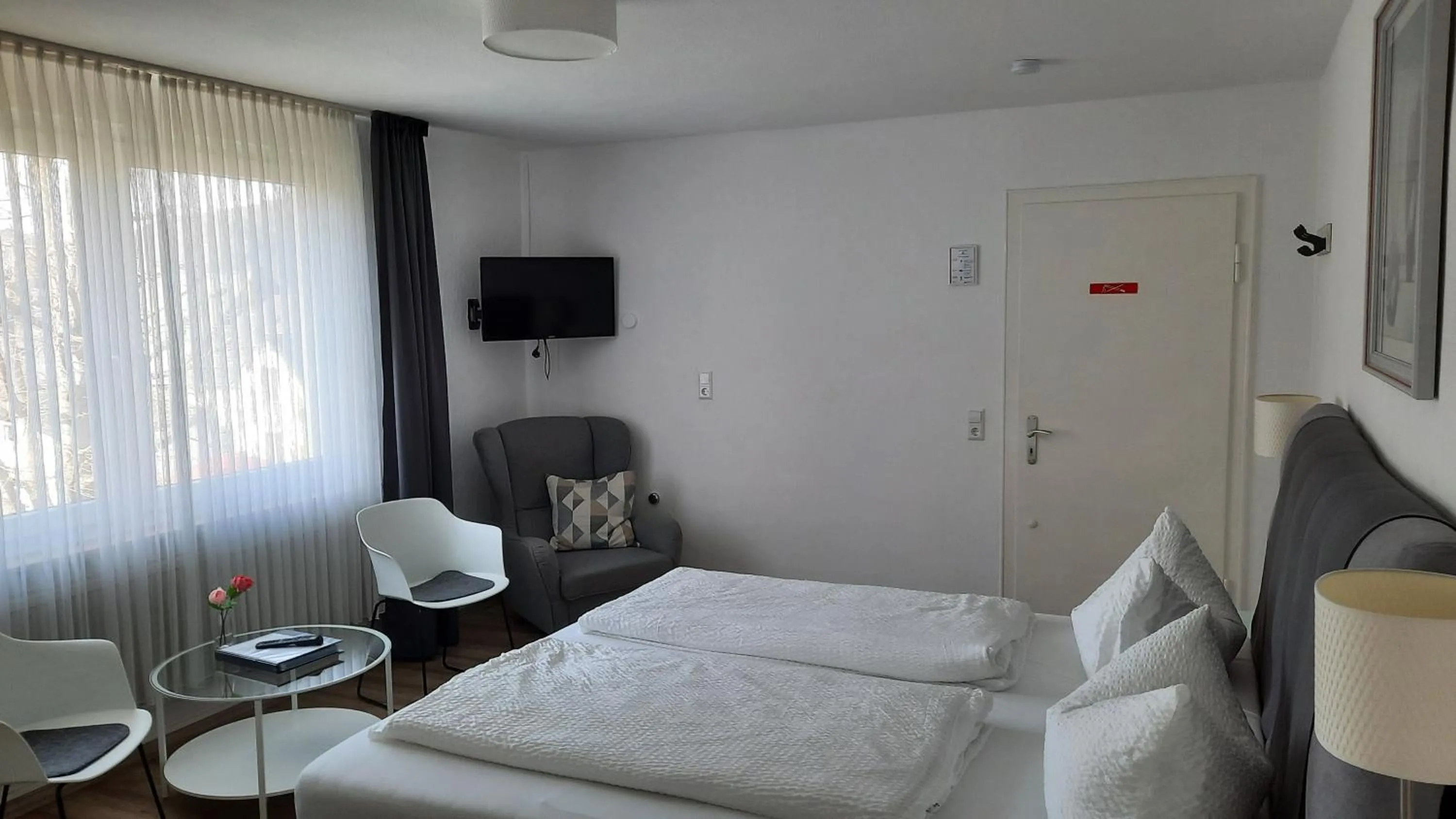 Photo of the whole room, Bed in Pension Schneider