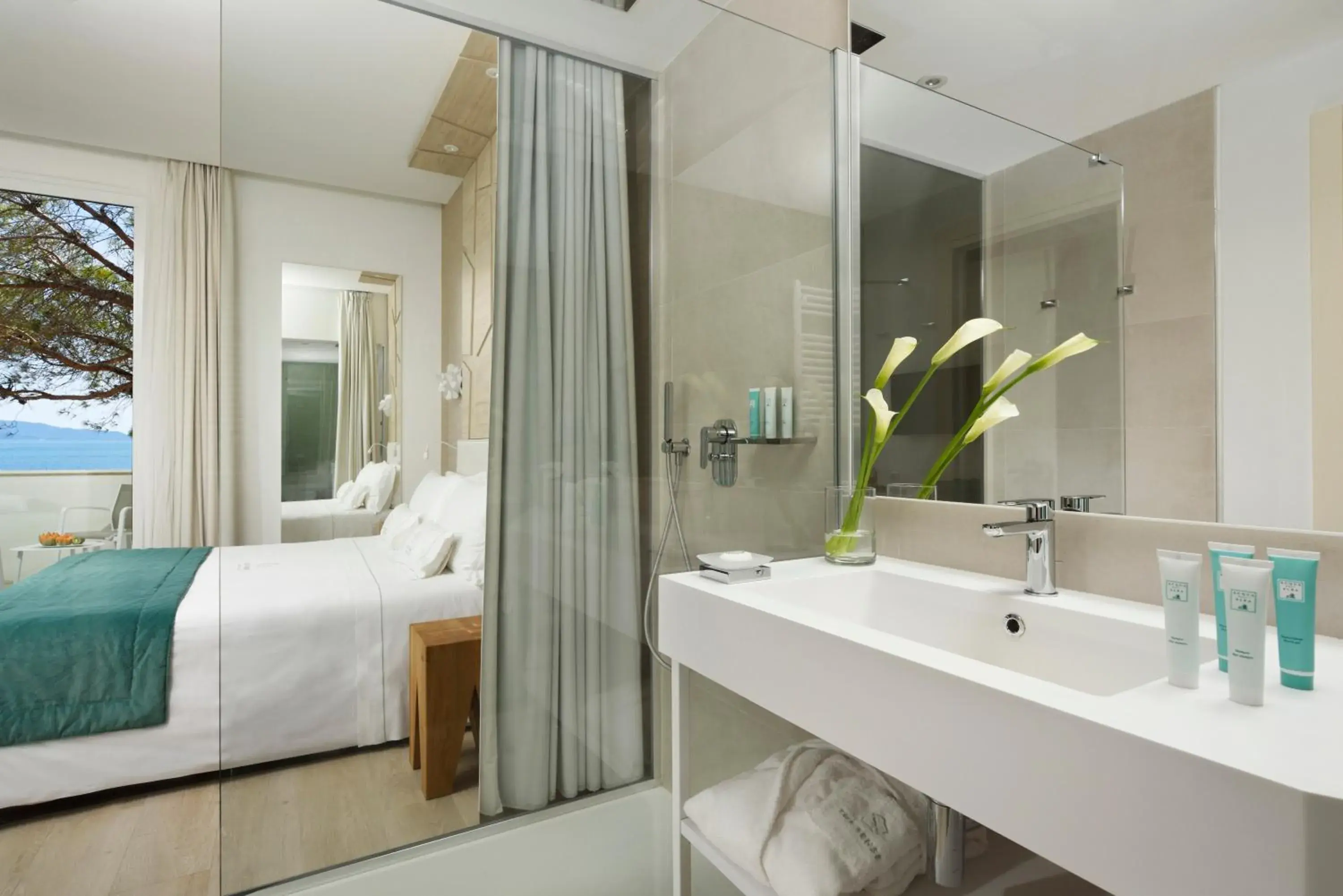 Bathroom, Bed in The Sense Experience Resort - Preferred Hotels & Resorts Bathroom, Bed in The Sense Experience Resort - Preferred Hotels & Resorts