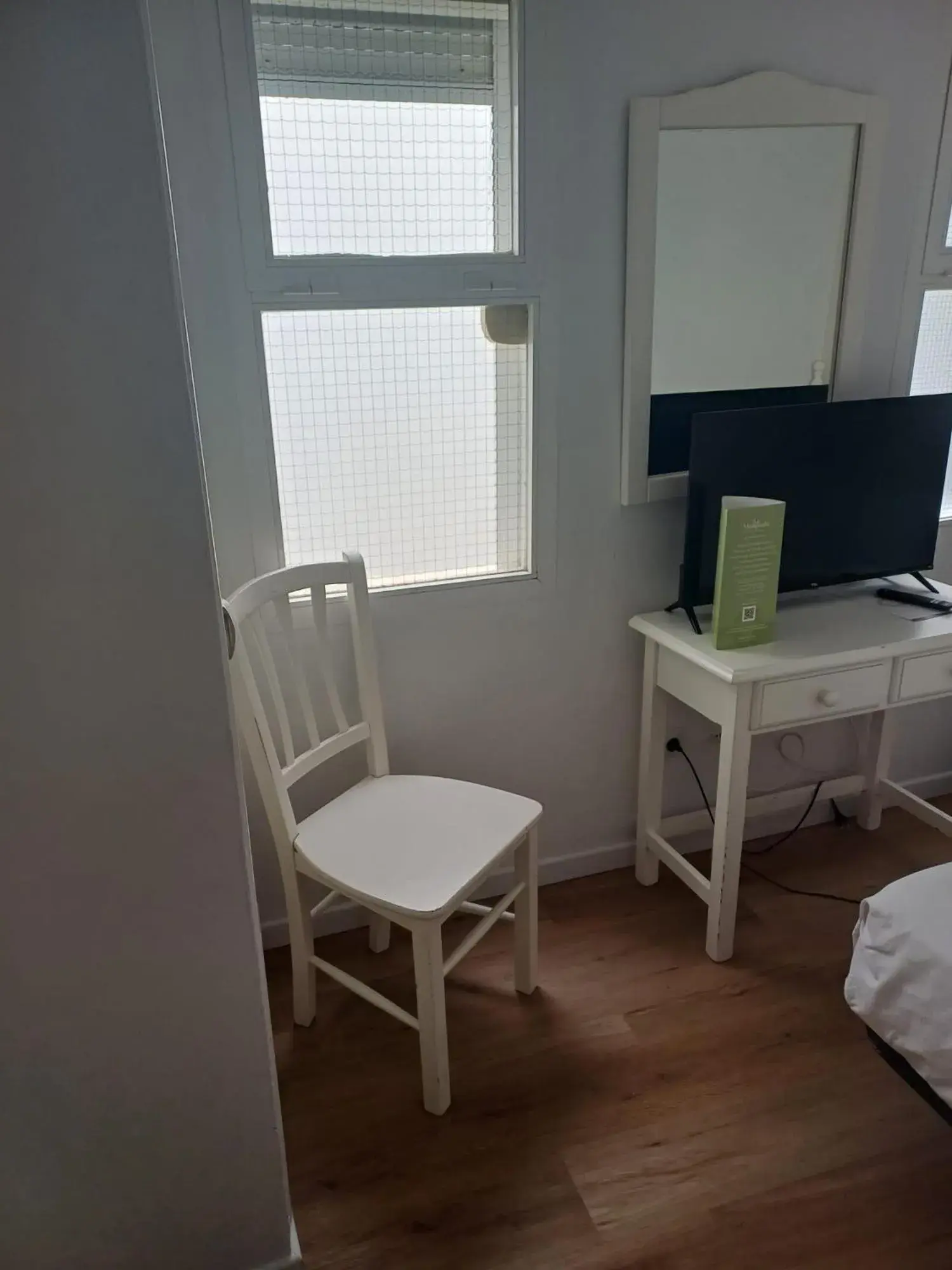 Single Room in La Malagueña by Croma Single Room in La Malagueña by Croma