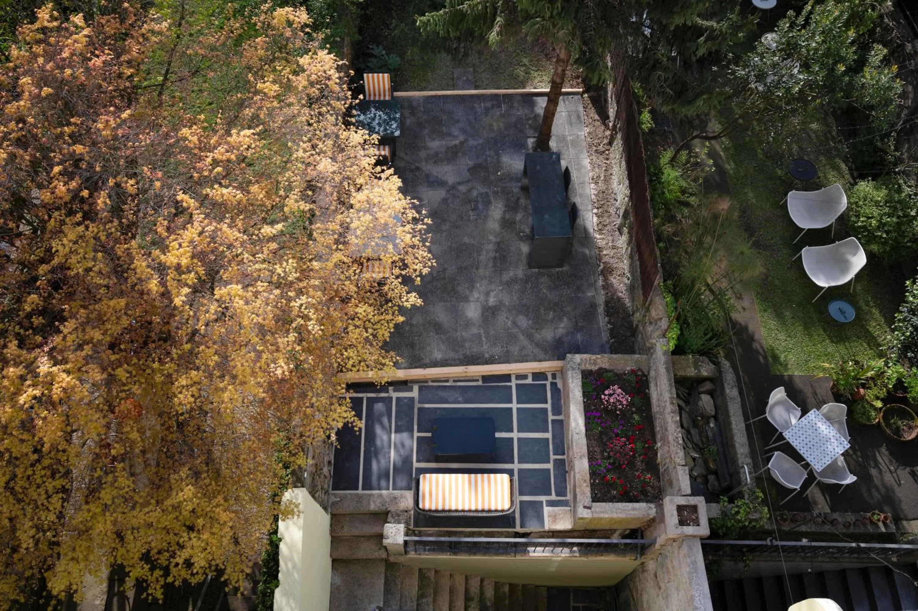 Garden view in Rosa Et Al Townhouse