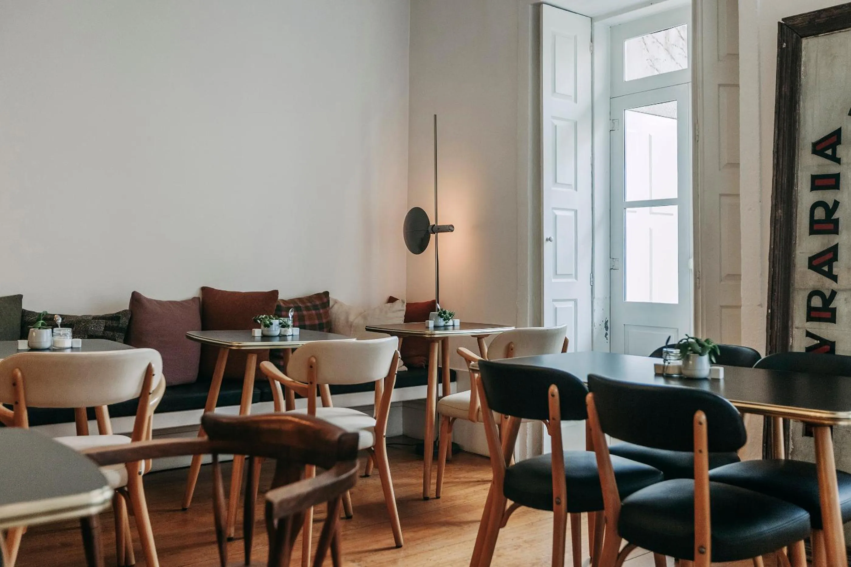 Restaurant/places to eat in Rosa Et Al Townhouse