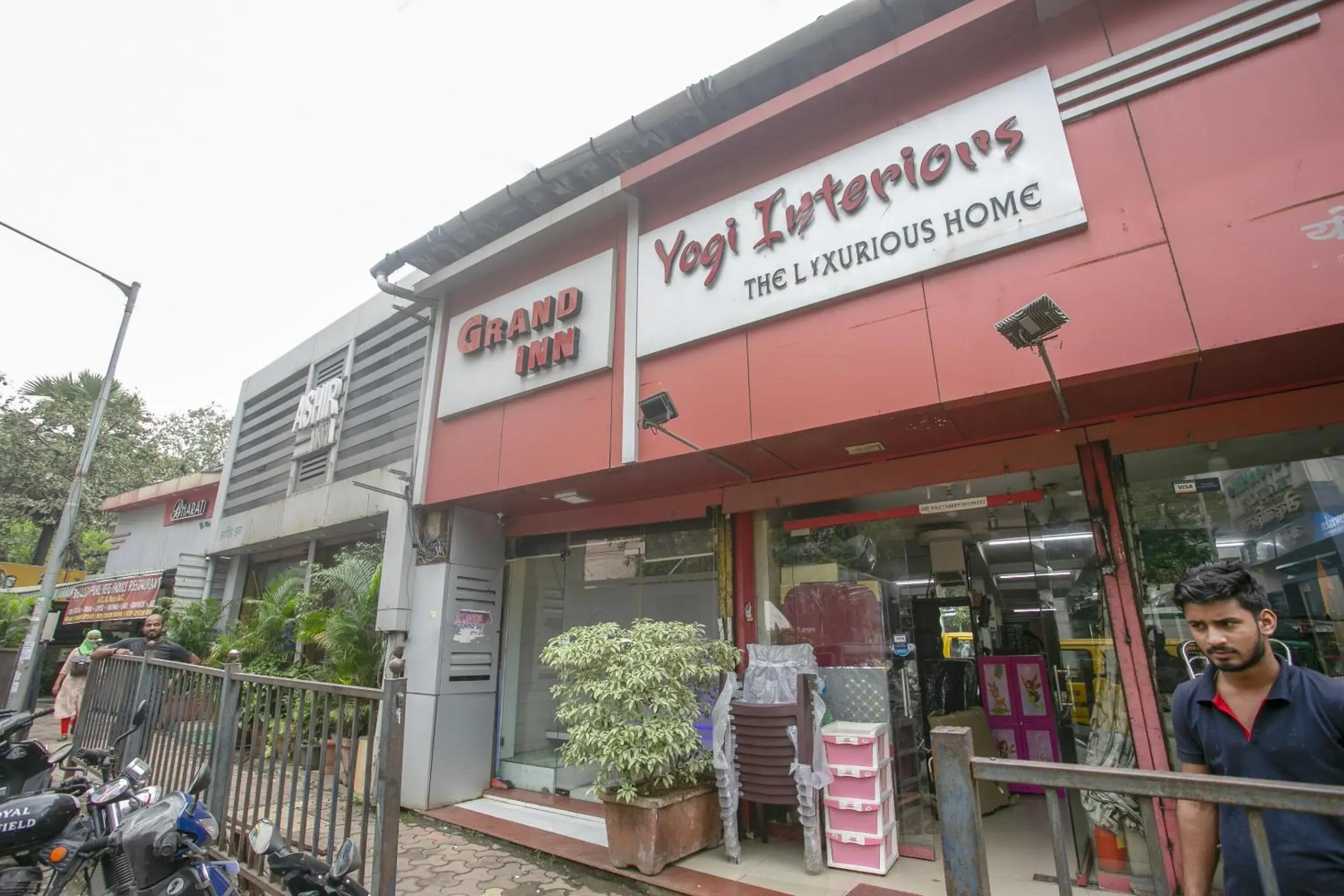 Facade/entrance in Hotel O Grand Inn Facade/entrance in Hotel O Grand Inn