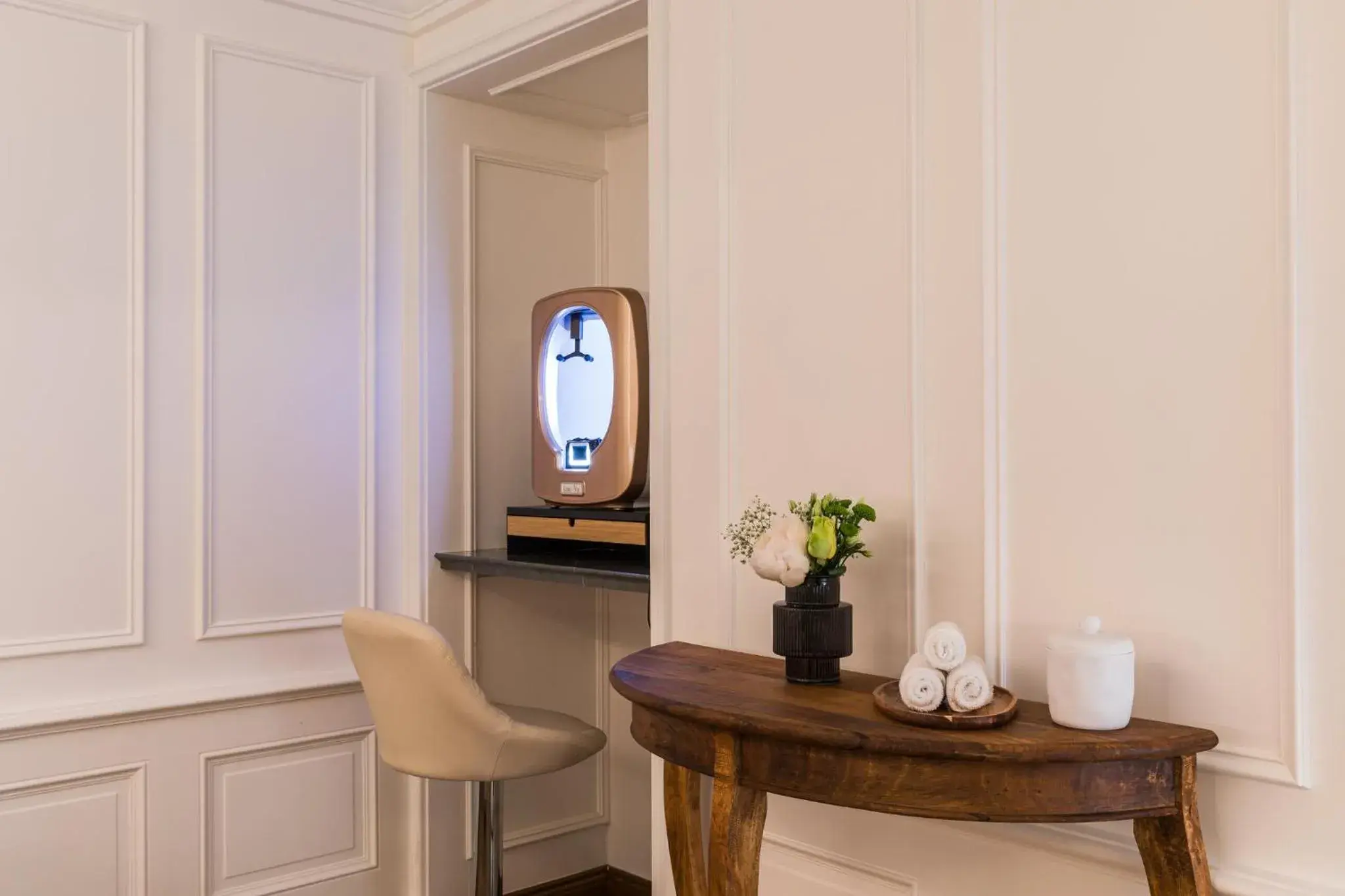 Spa and wellness centre/facilities in InterContinental Paris Le Grand by IHG Spa and wellness centre/facilities in InterContinental Paris Le Grand by IHG