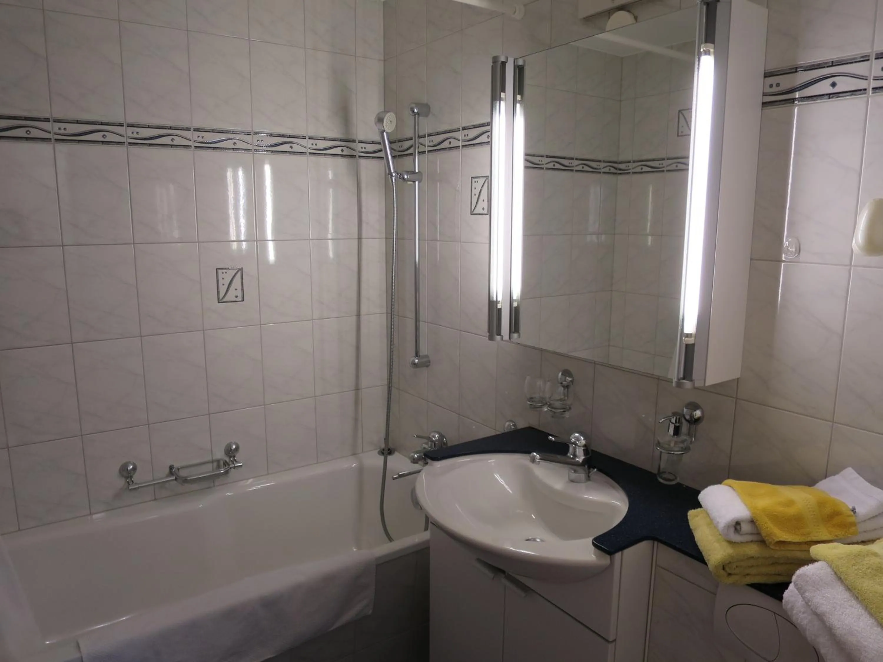 Bathroom in Villa Franca E06