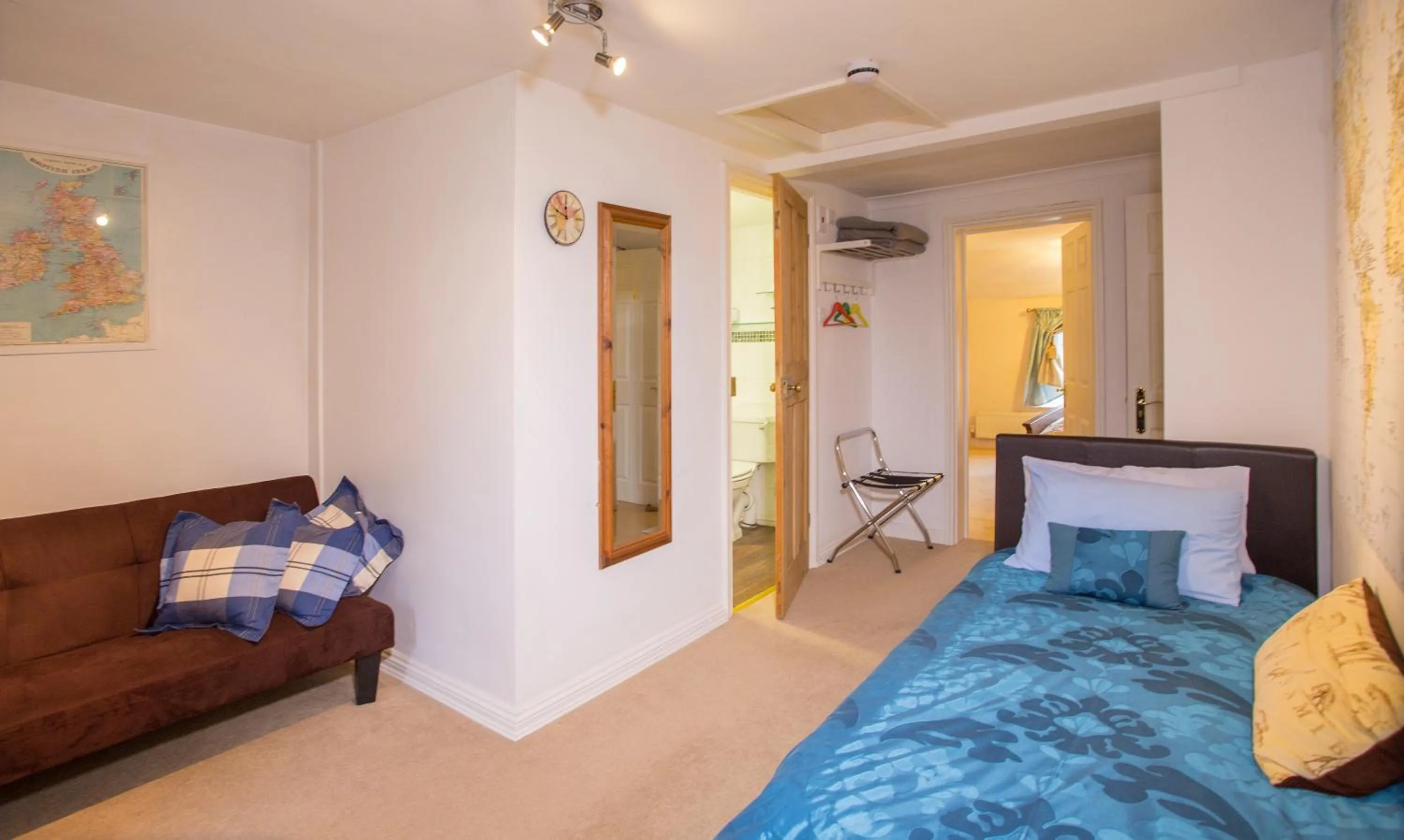 Bedroom in The Old Rectory Chicklade