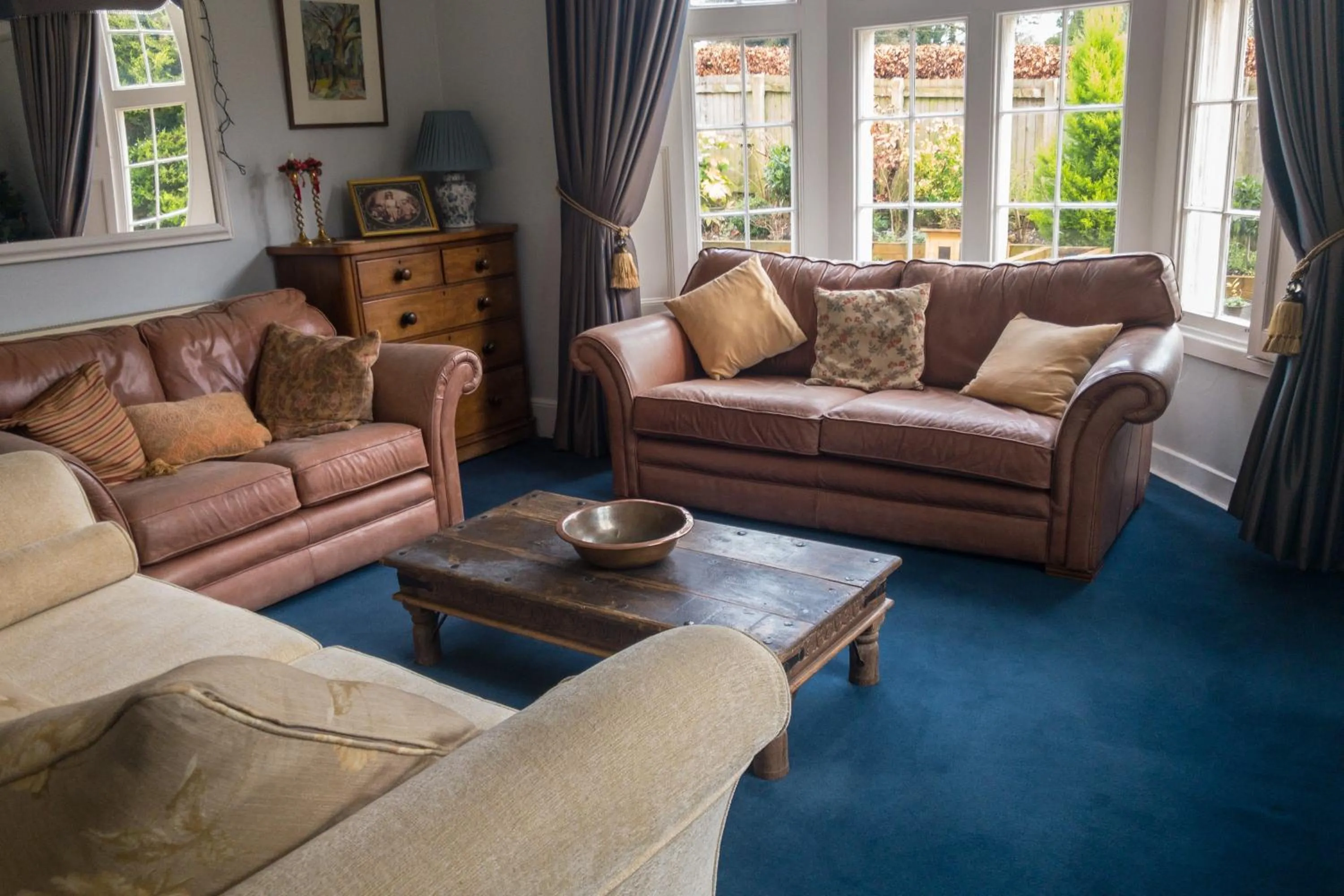 Communal lounge/ TV room in The Old Rectory Chicklade