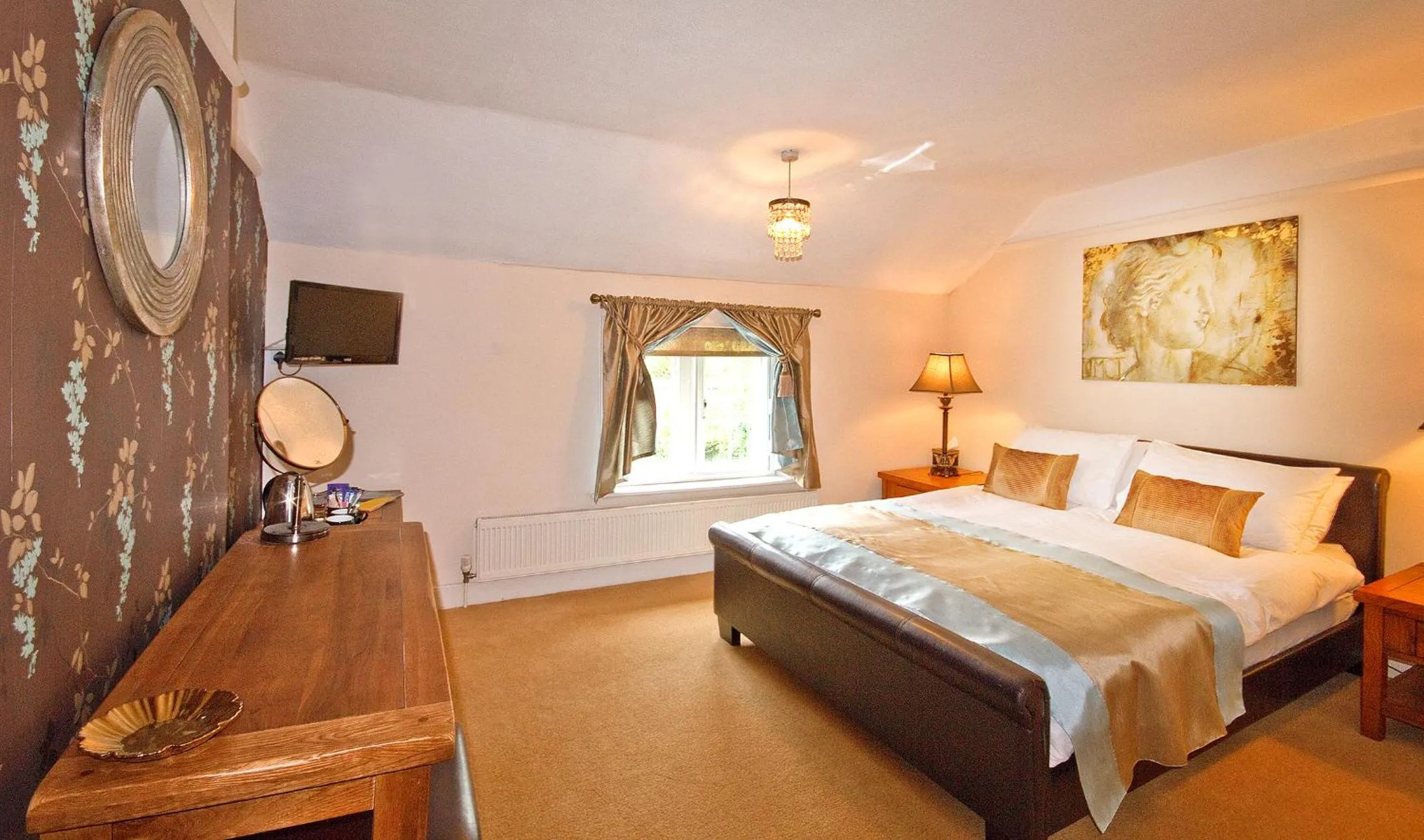 Day in The Old Rectory Chicklade