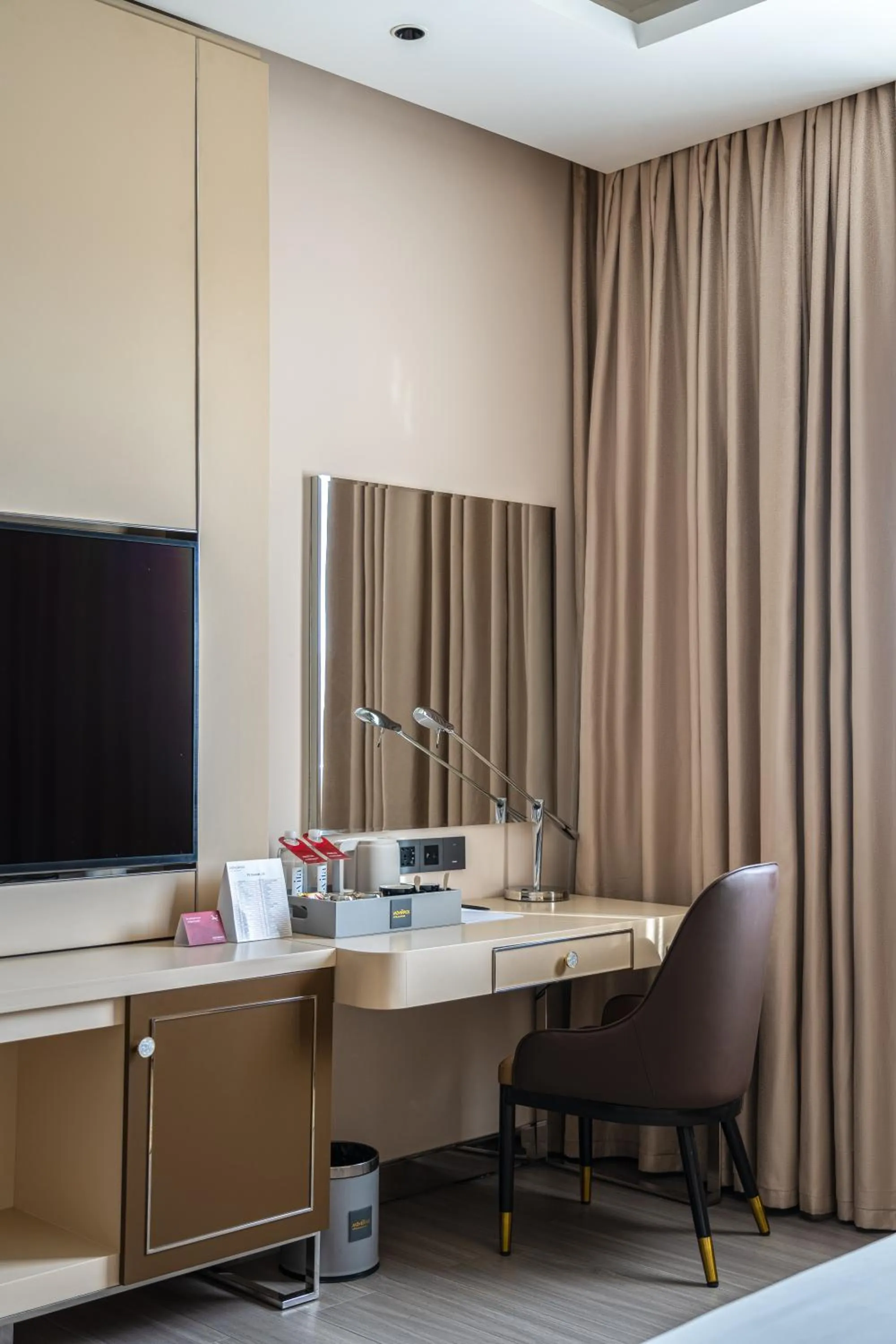 TV and multimedia in Mövenpick Samarkand