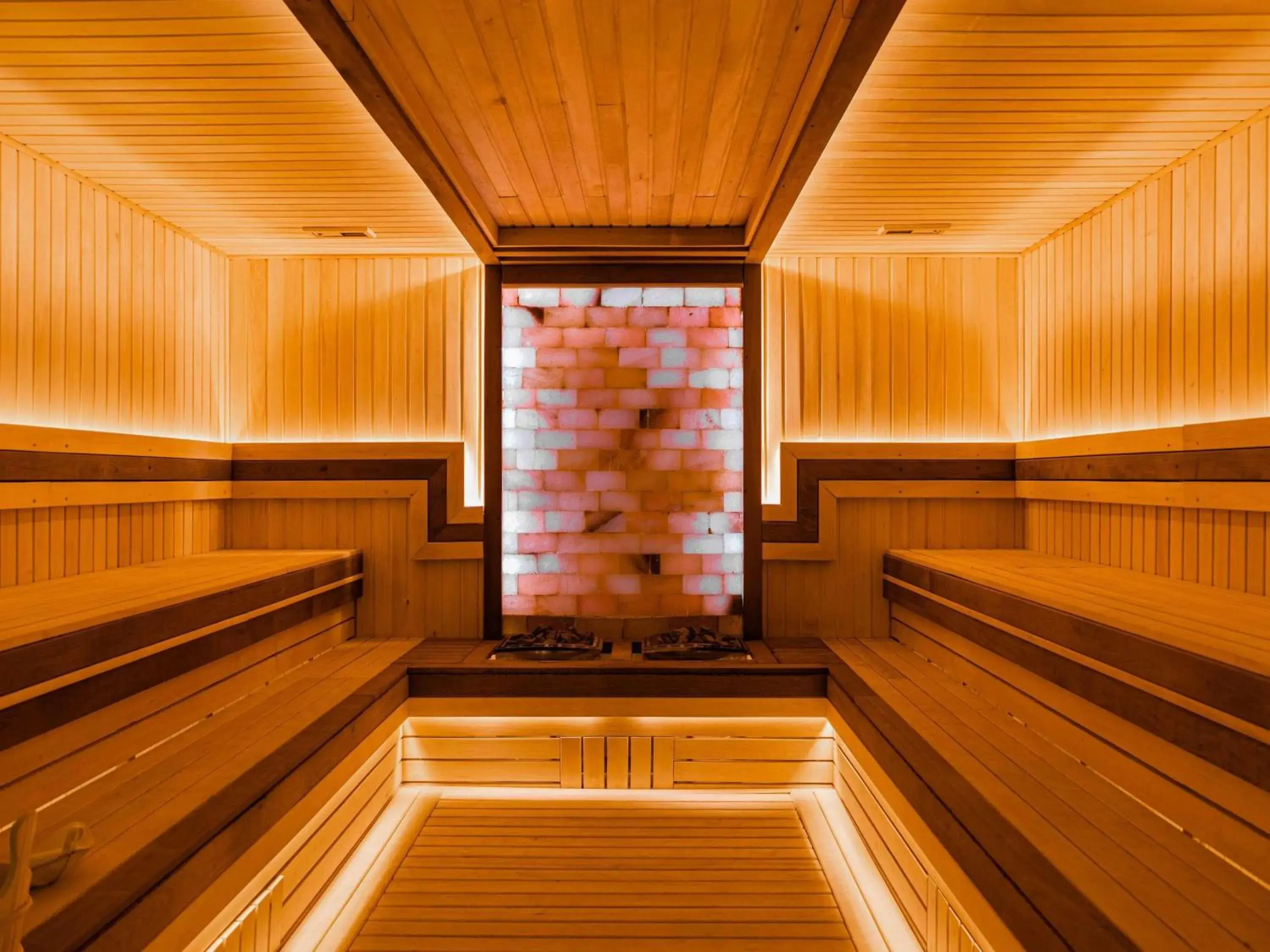 Spa and wellness centre/facilities in Mövenpick Samarkand Spa and wellness centre/facilities in Mövenpick Samarkand