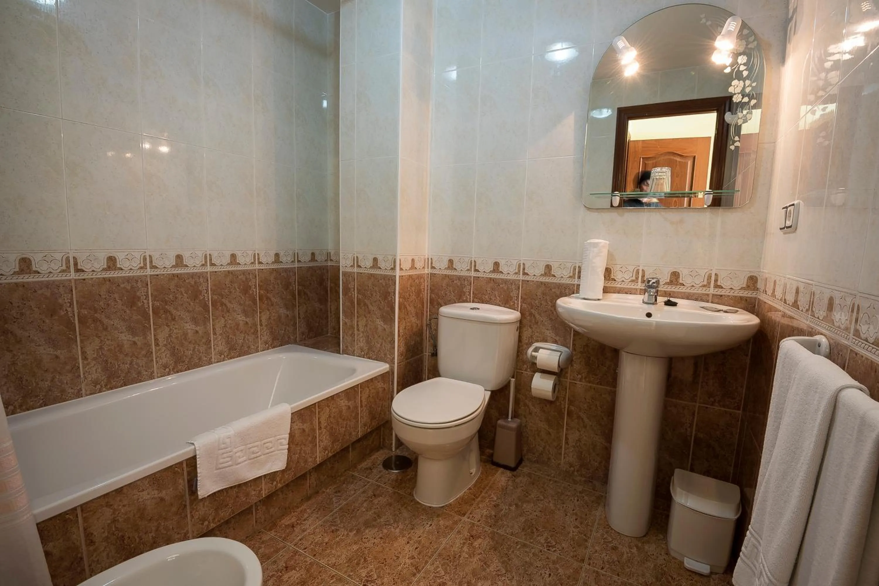 Bathroom in Hostal O Camouco