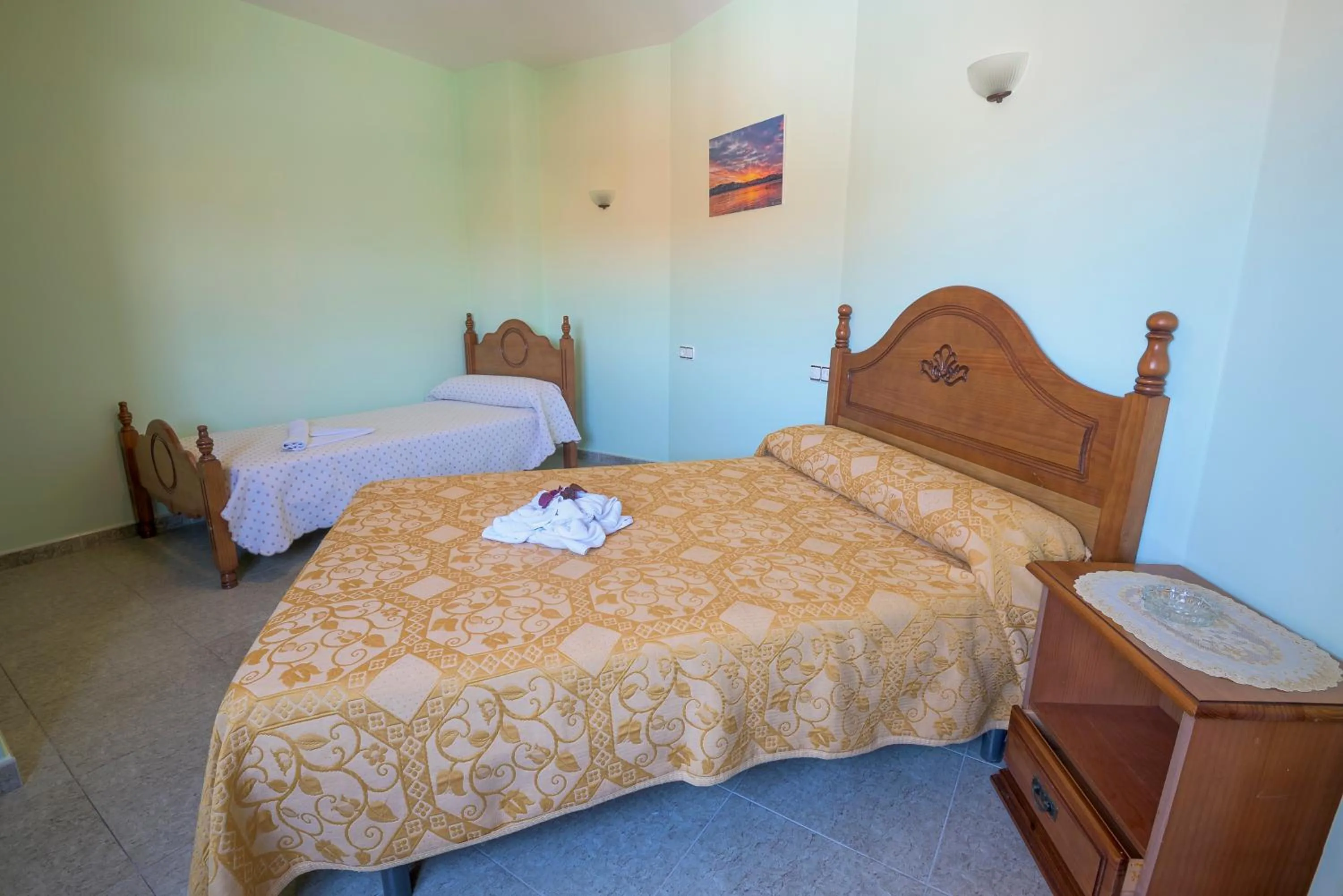 Bed in Hostal O Camouco