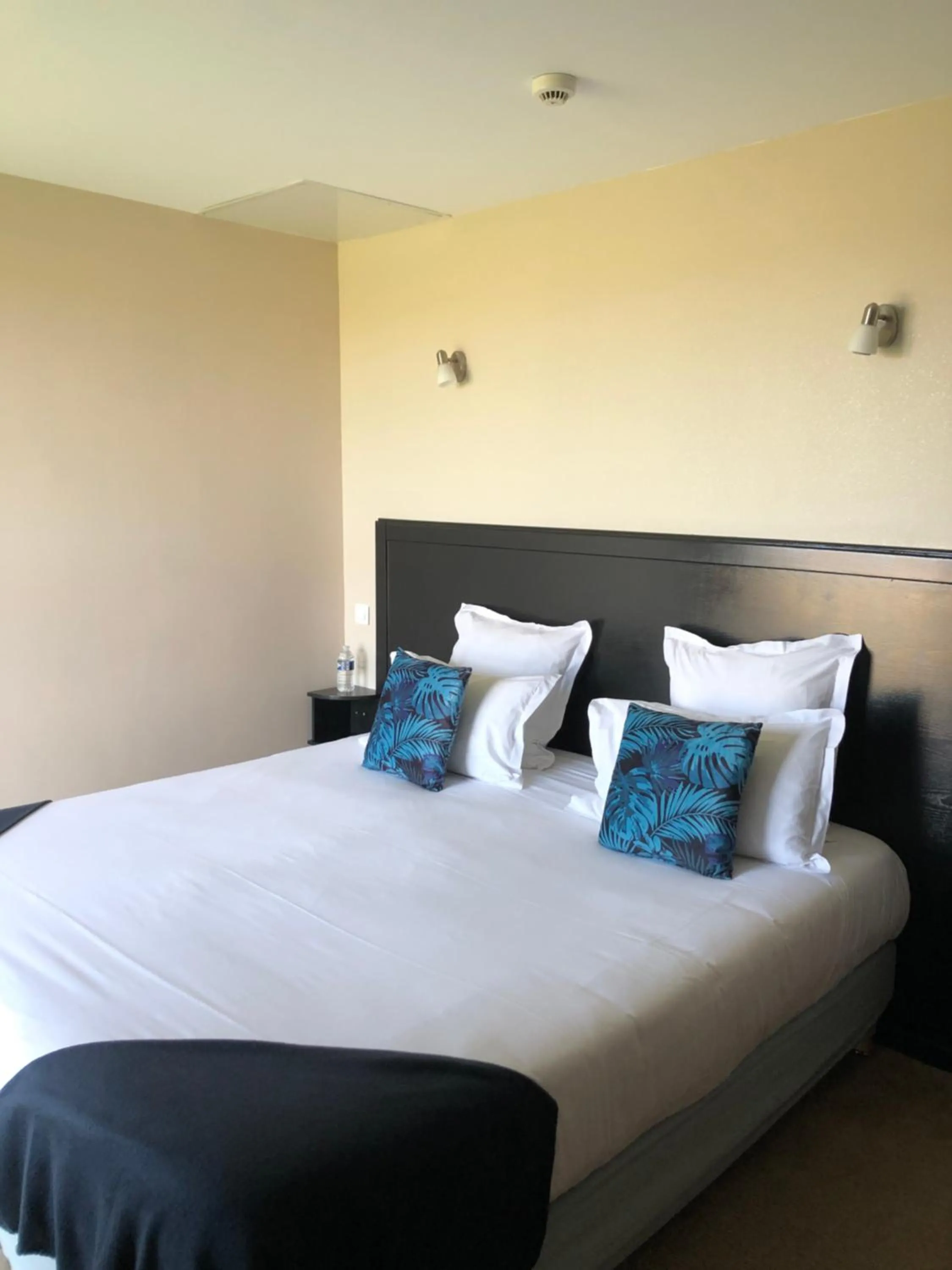 Double or Twin Room in L'entre-mers