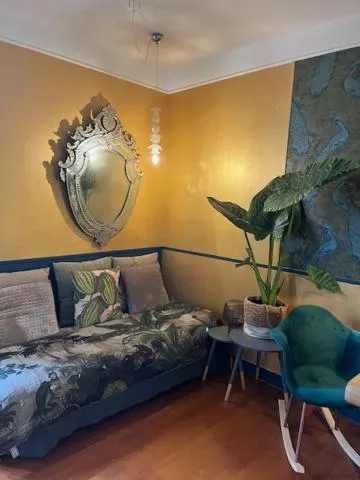 Bedroom in Chambres d'Hôtes & SPA Le Chat Chez Qui j'Habite
