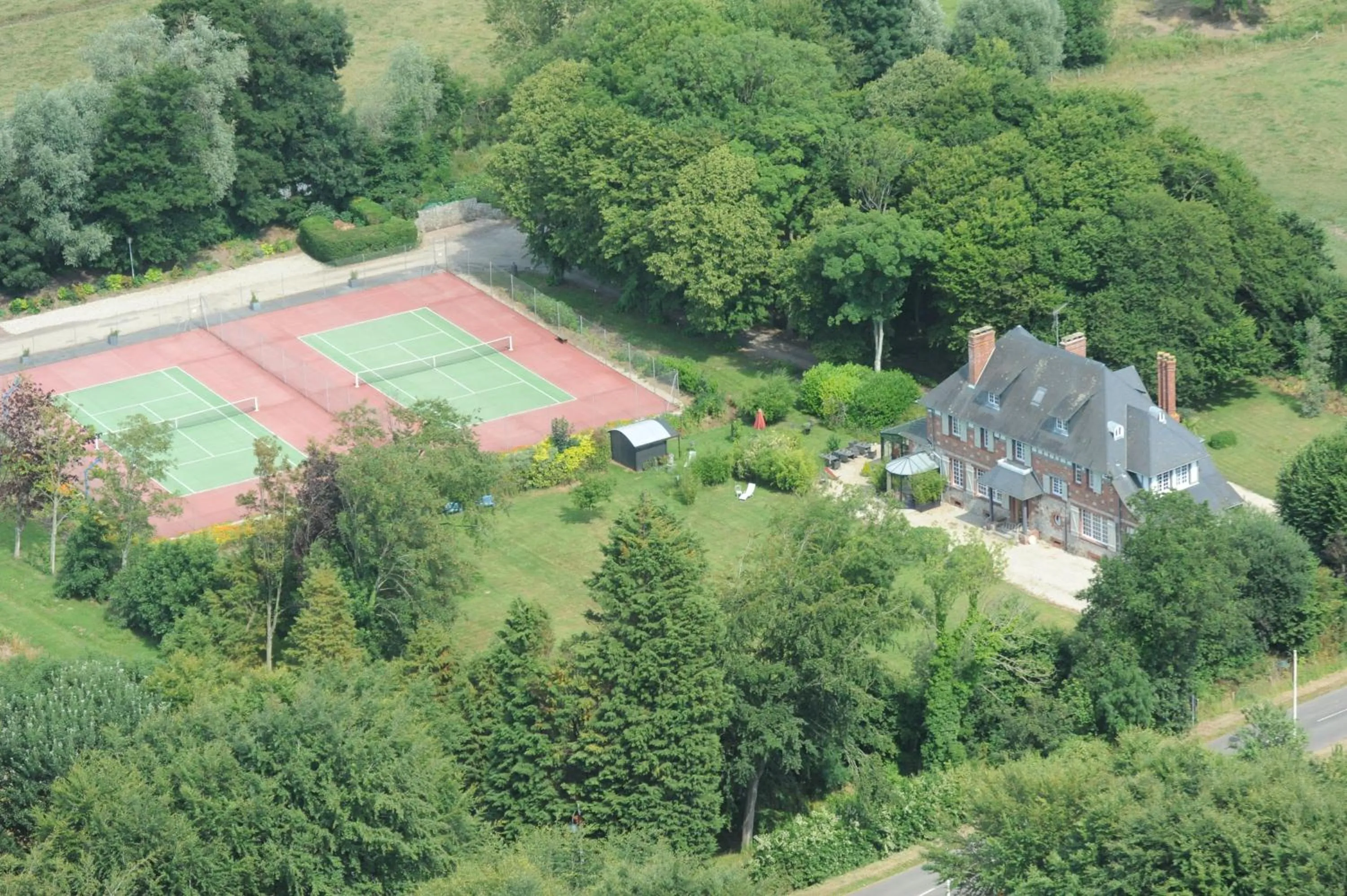 Bird's eye view in Chambres d'Hôtes & SPA Le Chat Chez Qui j'Habite