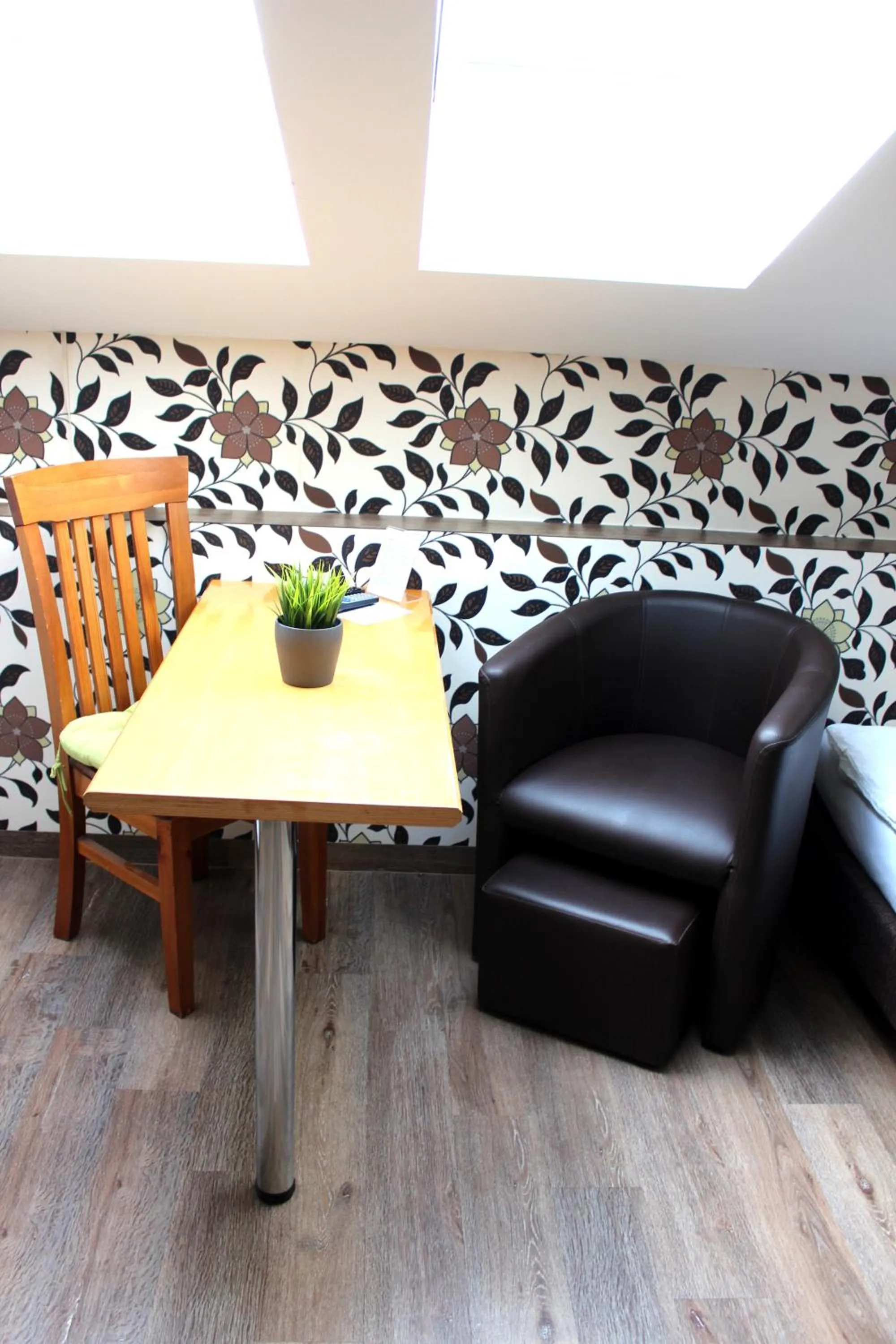 Photo of the whole room in greenpartment Ingolstadt - Friedrichshofen