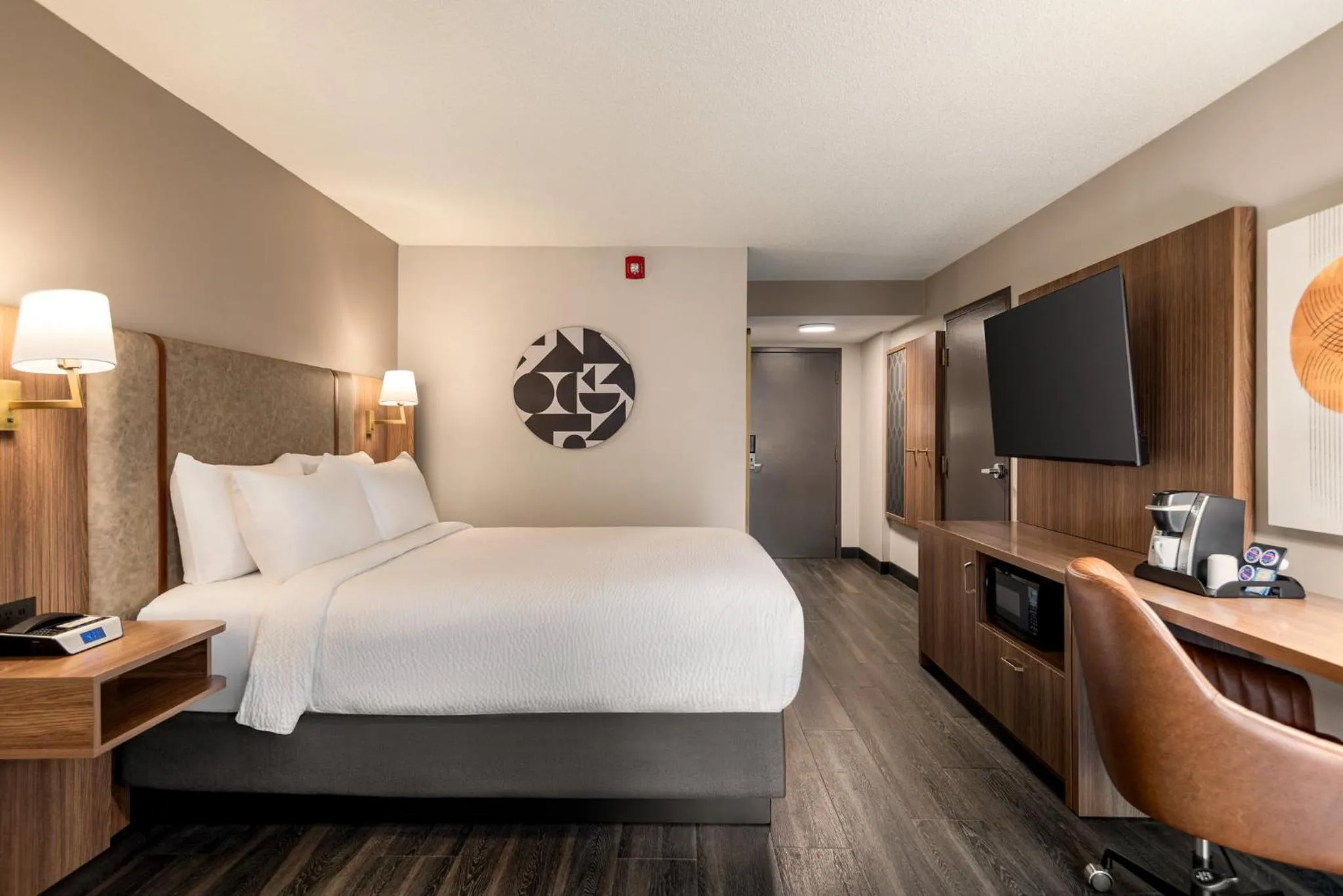 Photo of the whole room, Bed in Holiday Inn & Suites Vancouver Downtown by IHG