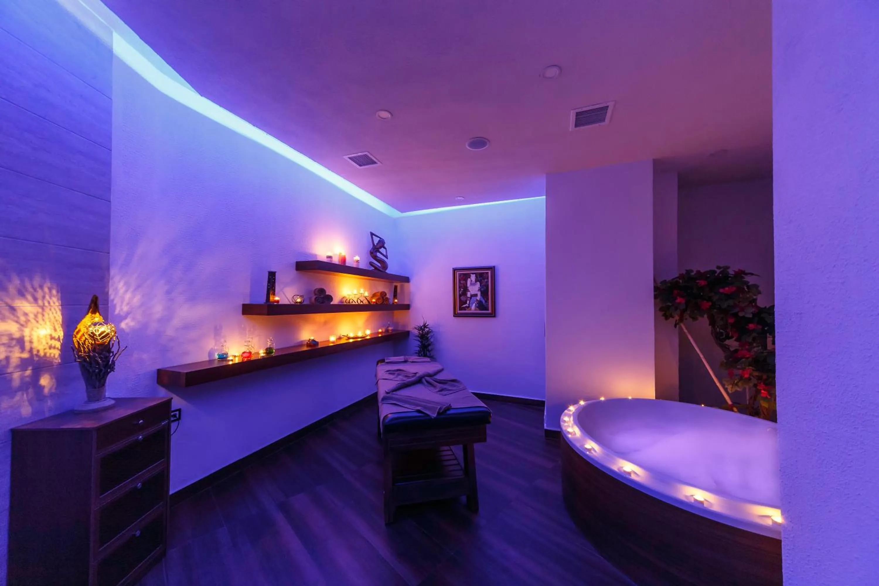 Hot Tub in Dilek Kaya Otel