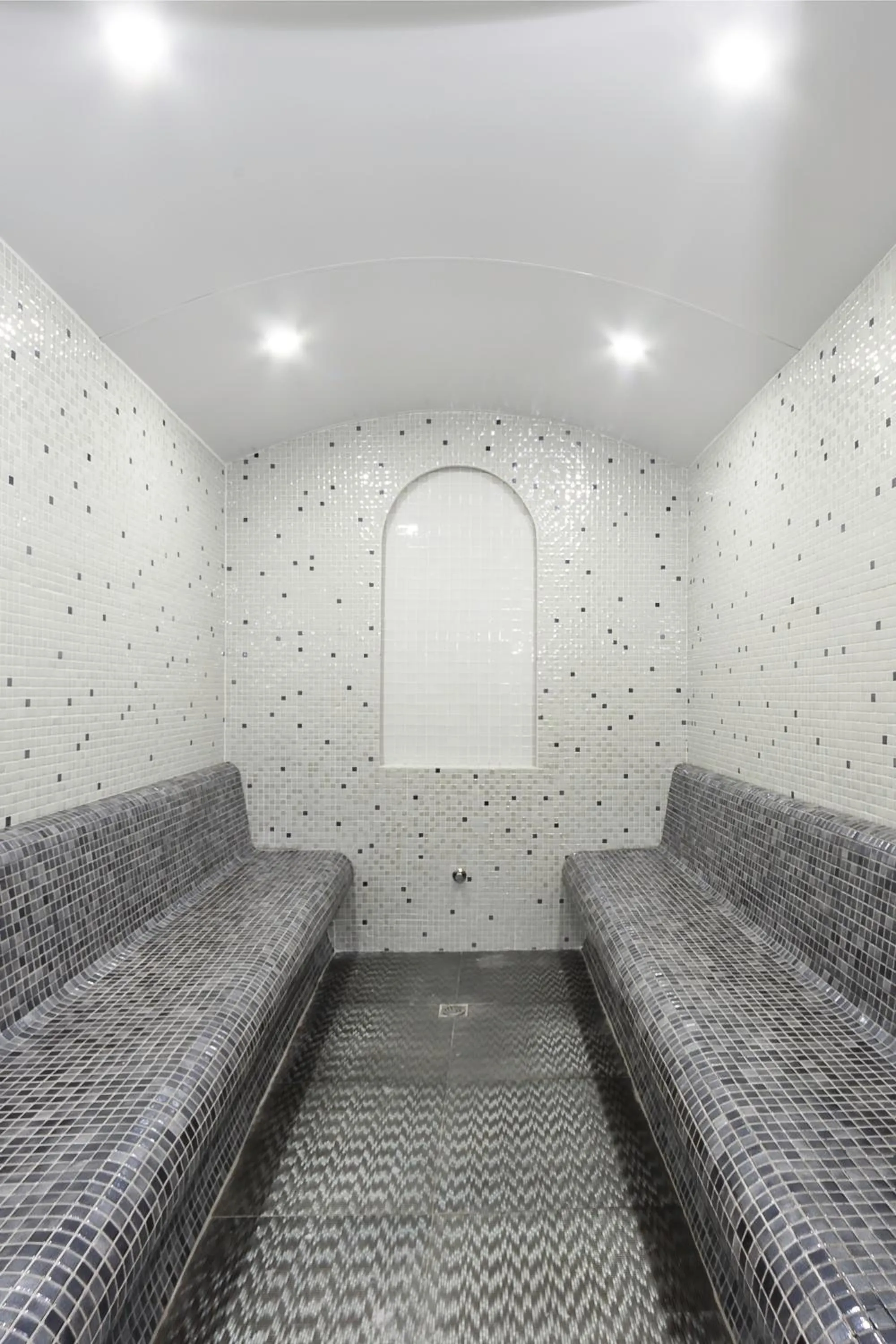 Steam room in Dilek Kaya Otel