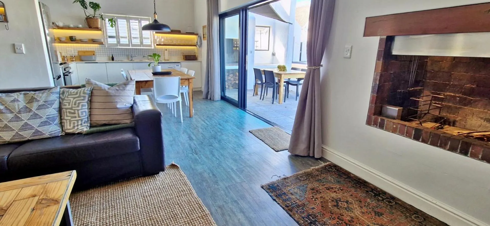 Amia House Struisbaai