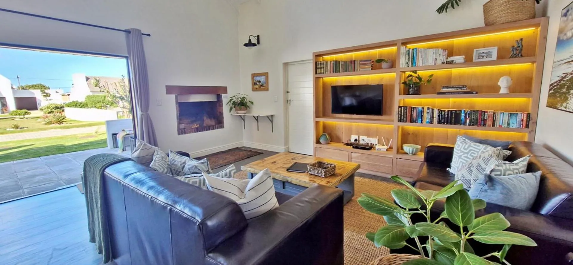 Amia House Struisbaai