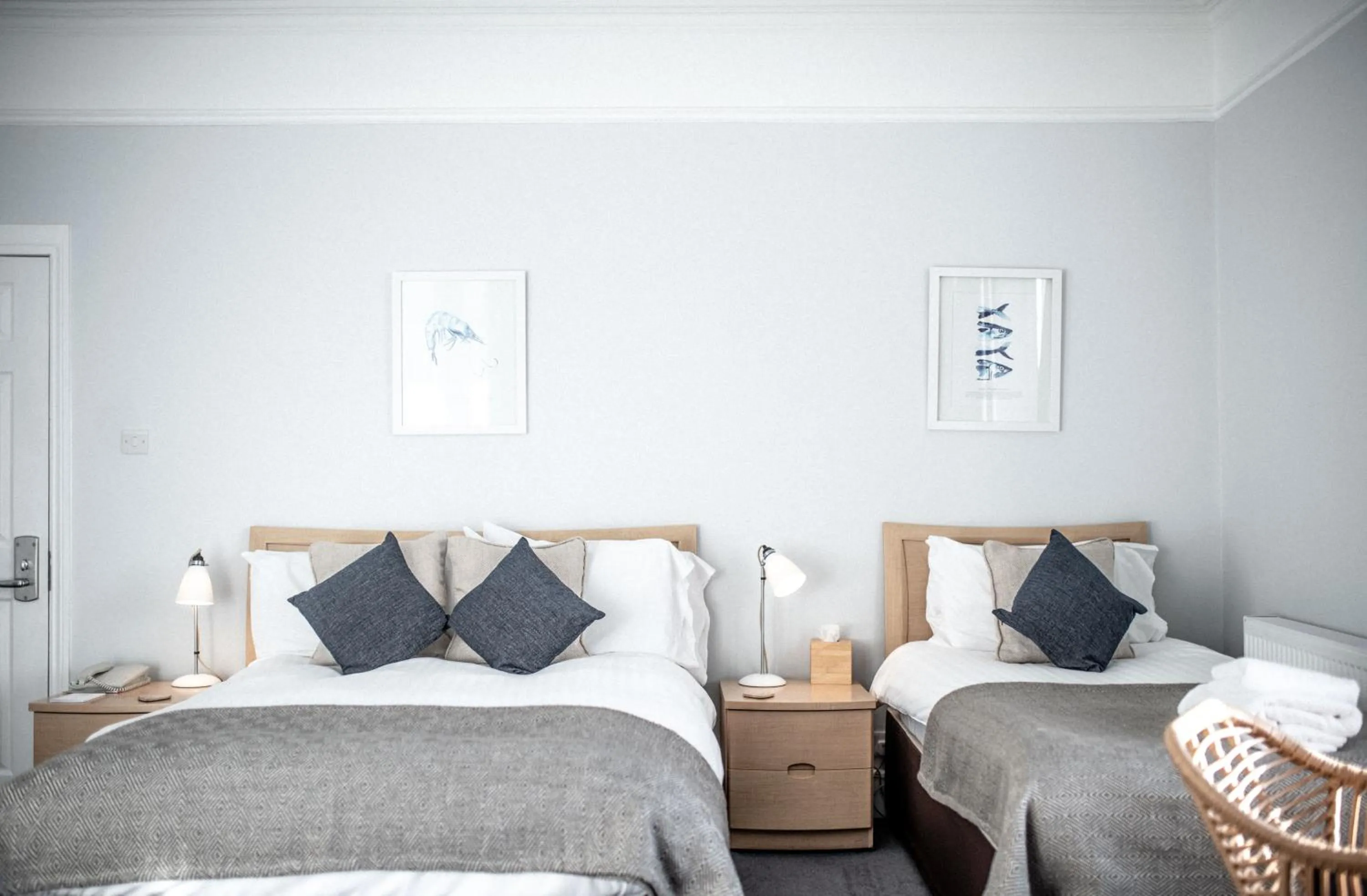 Bedroom, Bed in Dukes Inn