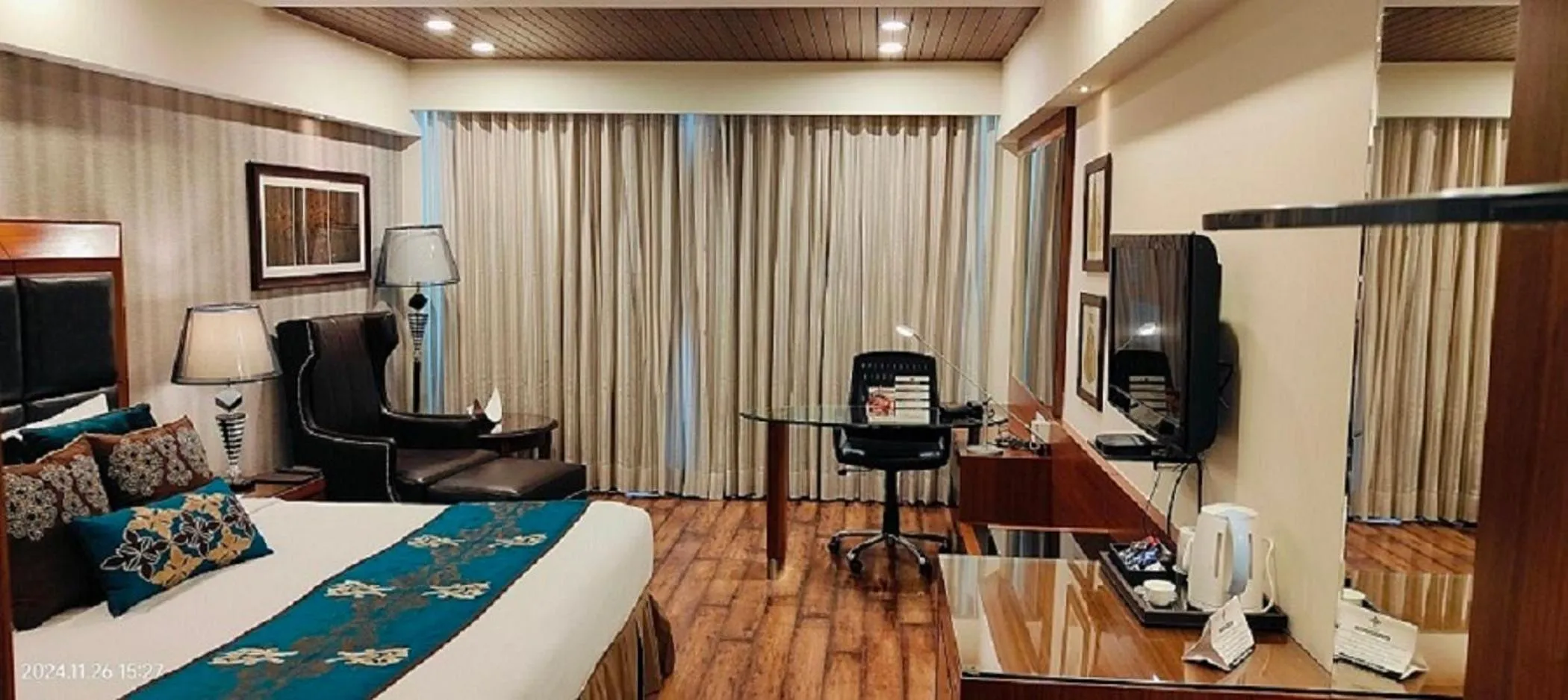 Photo of the whole room, Bed in Marina- Shimla First Designer Boutique Hotel