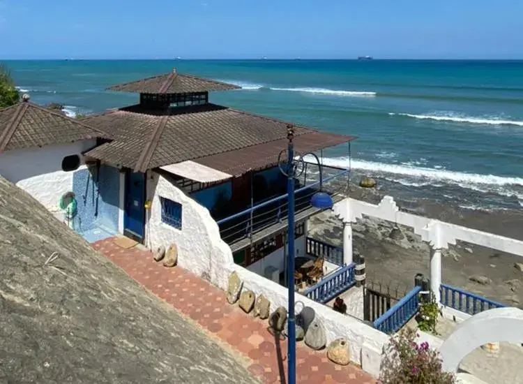 Quadruple Room with Balcony in Hosteria Farallon Dillon Quadruple Room with Balcony in Hosteria Farallon Dillon