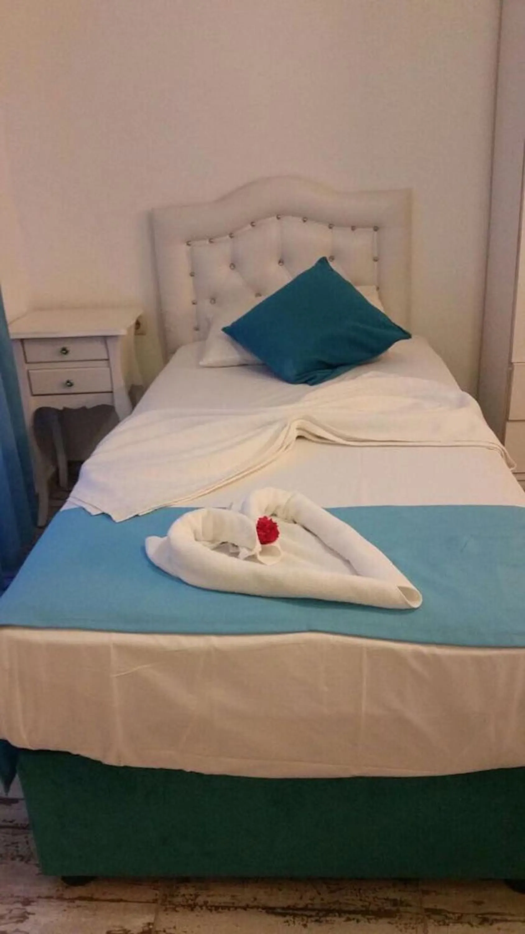 Bed in Camlikosk Apart Hotel