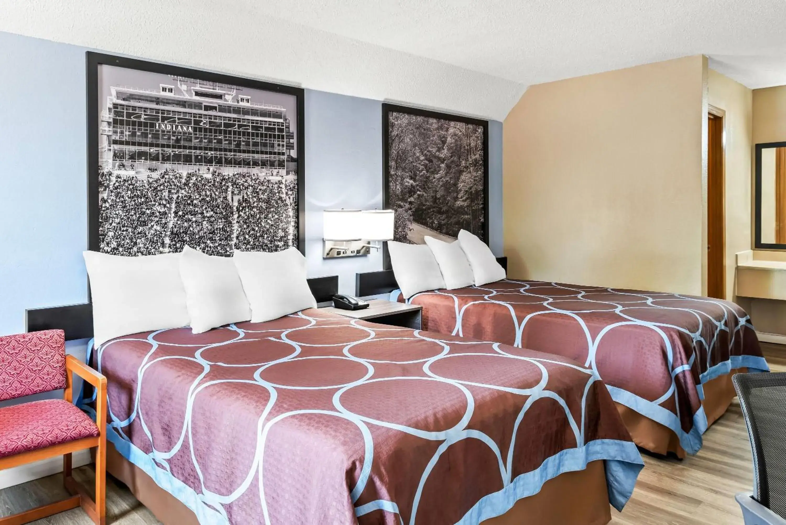 Bed in Super 8 by Wyndham Brownsburg Bed in Super 8 by Wyndham Brownsburg