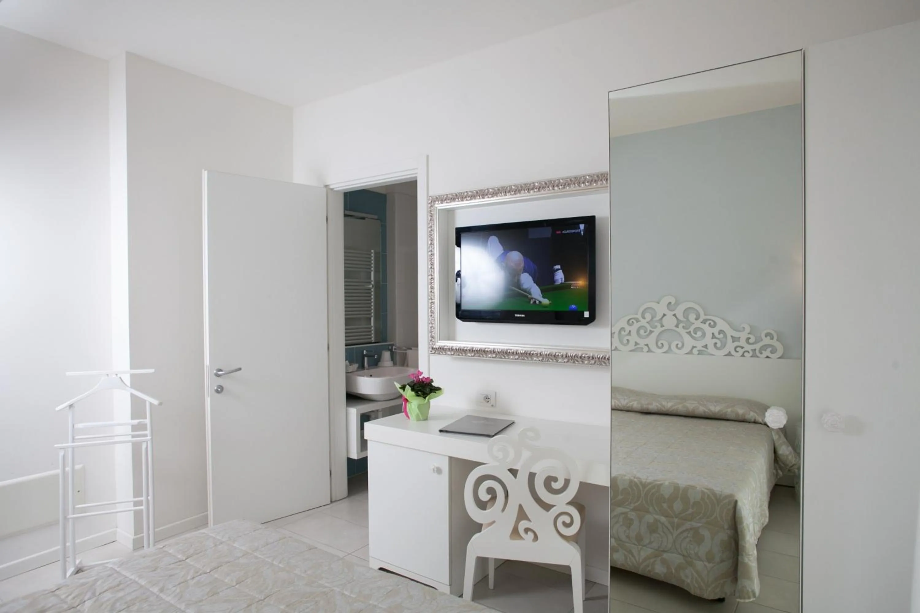 TV and multimedia, Bed in Hotel Albatros 3 Stelle Superior
