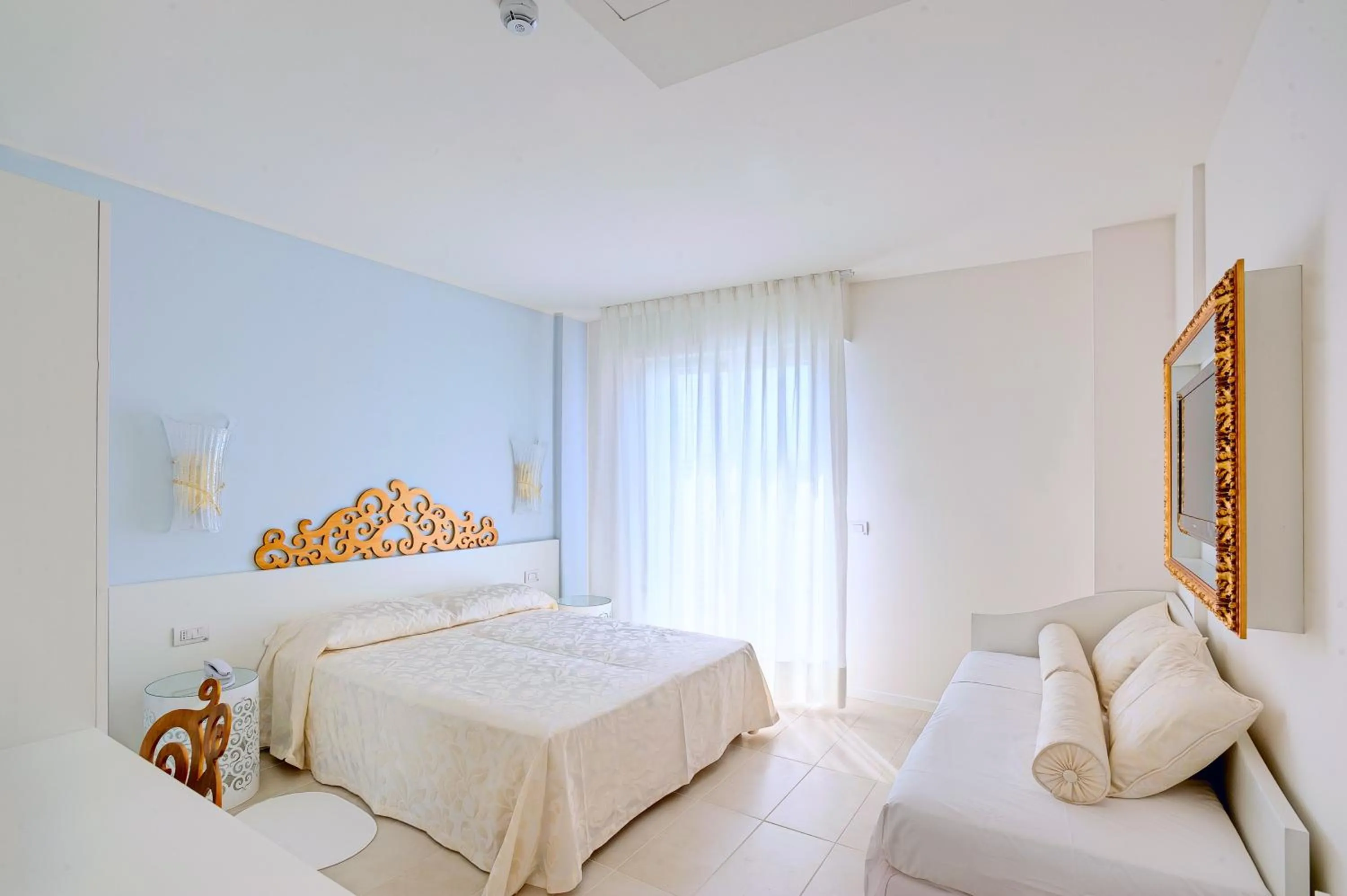 Bed in Hotel Albatros 3 Stelle Superior