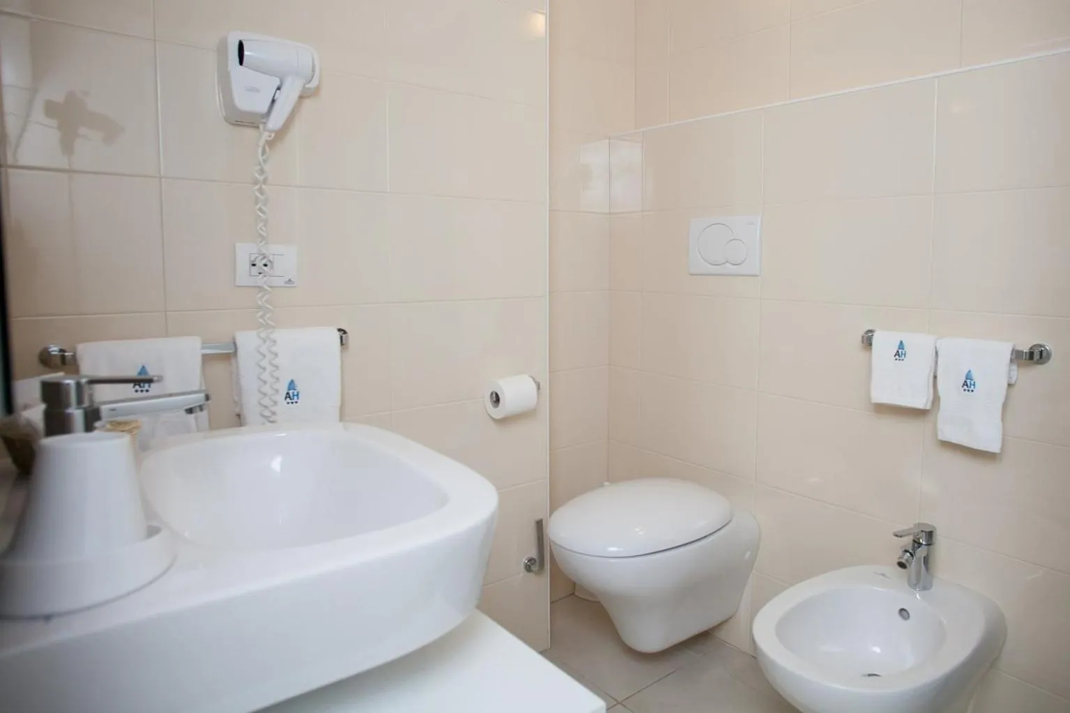 Shower in Hotel Albatros 3 Stelle Superior