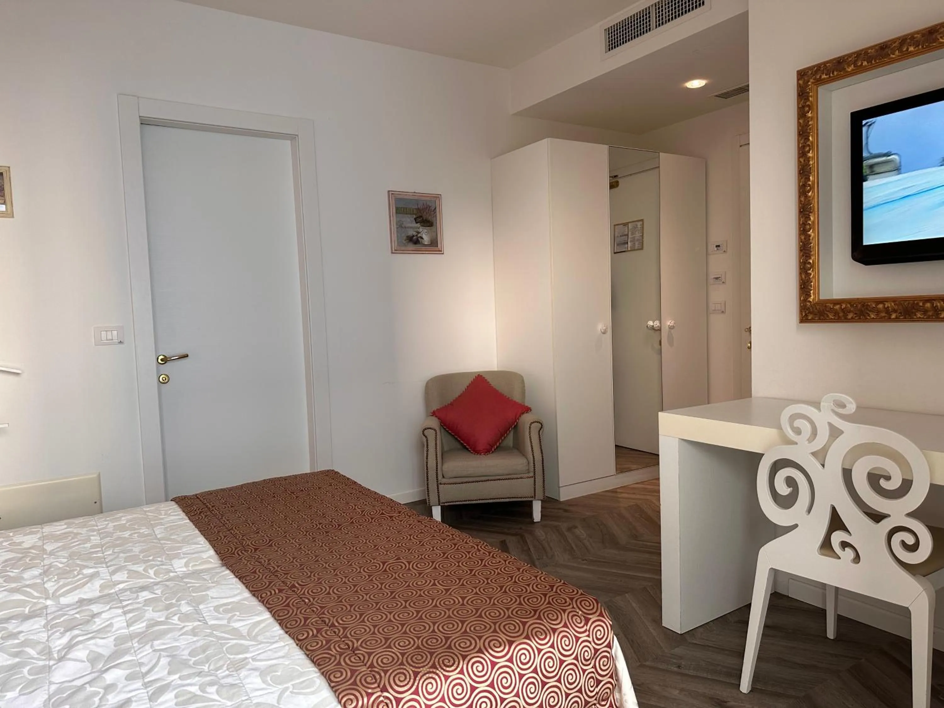 Bed in Hotel Albatros 3 Stelle Superior