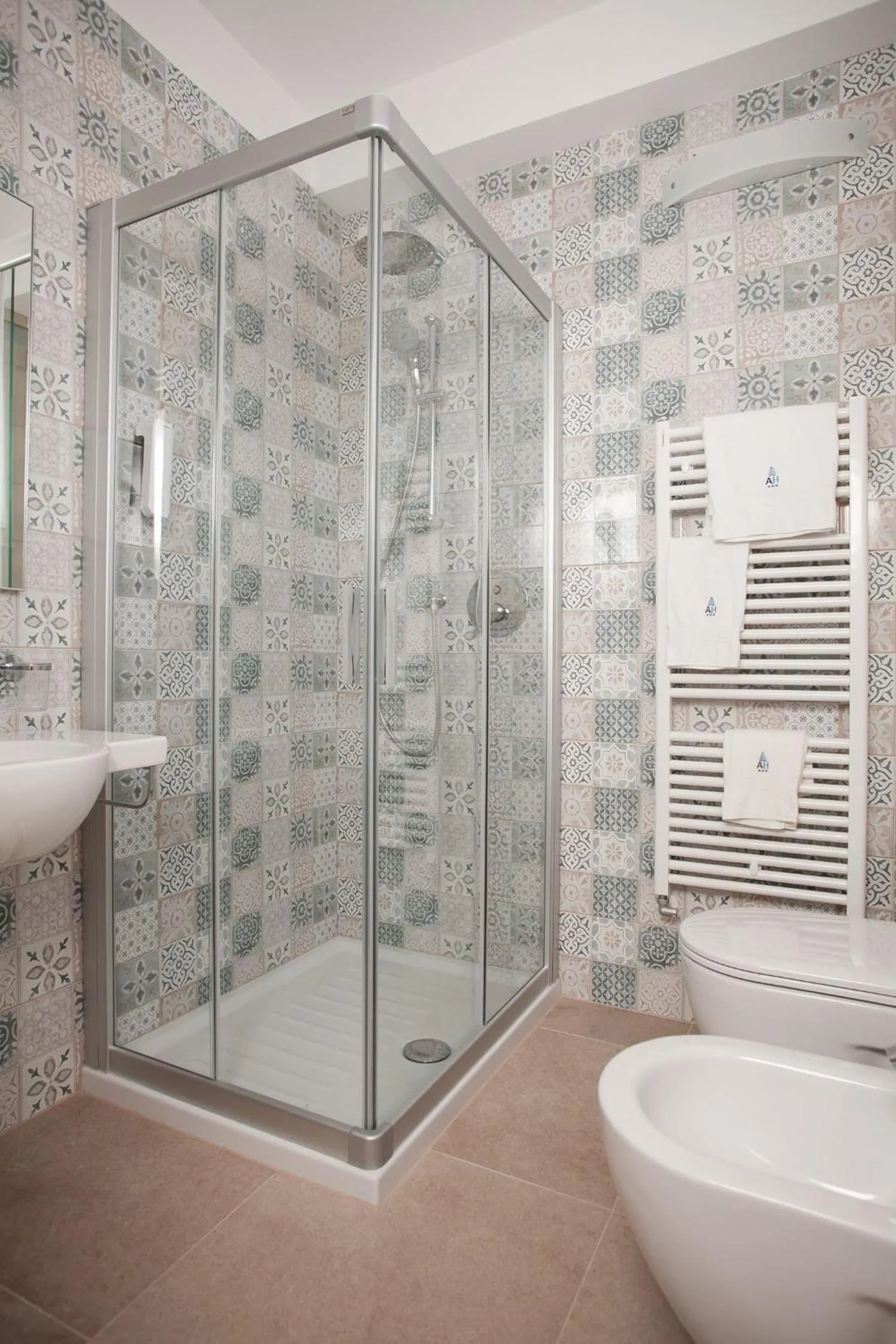 Shower in Hotel Albatros 3 Stelle Superior