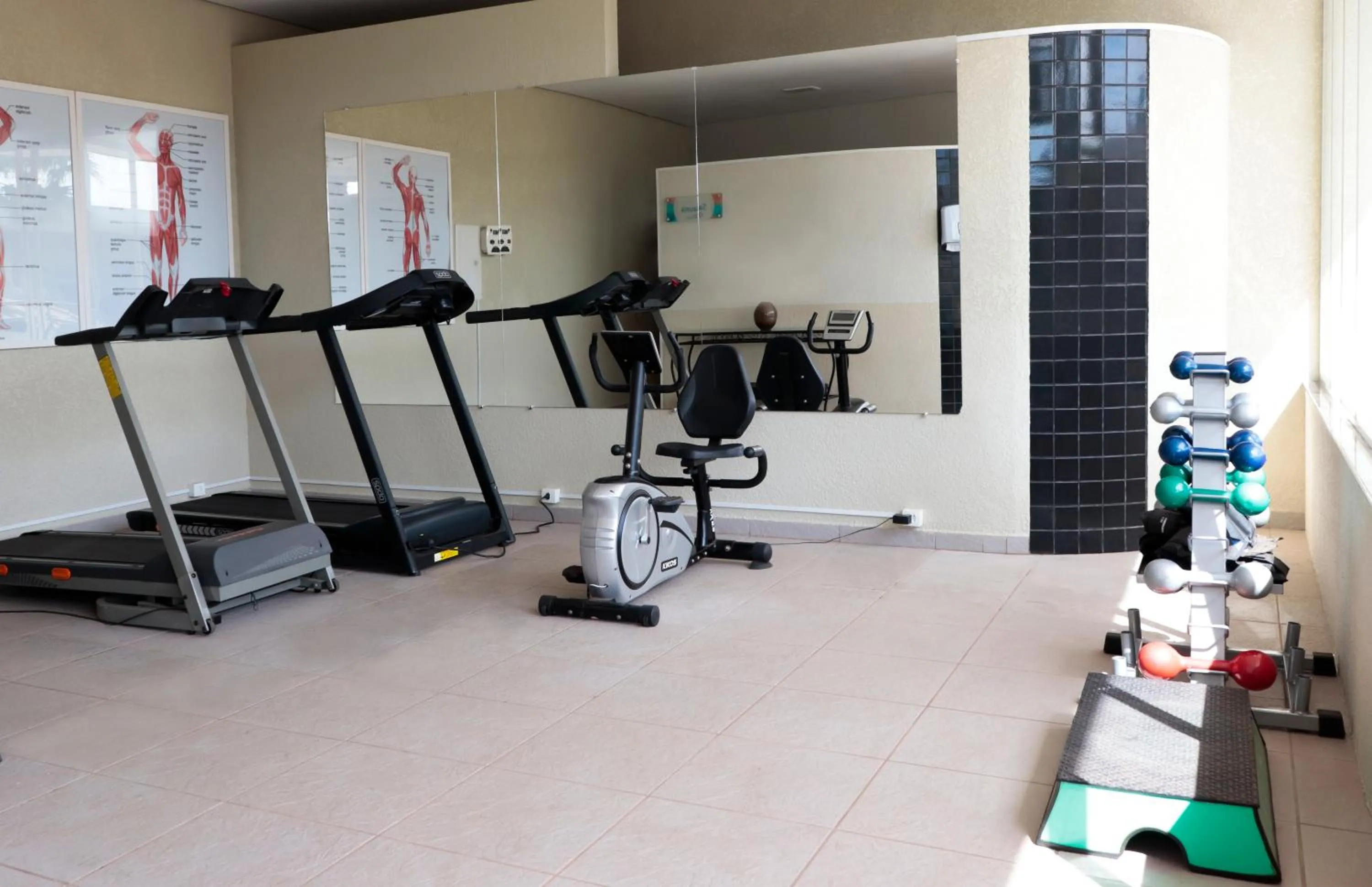 Fitness centre/facilities in Limeira Suítes