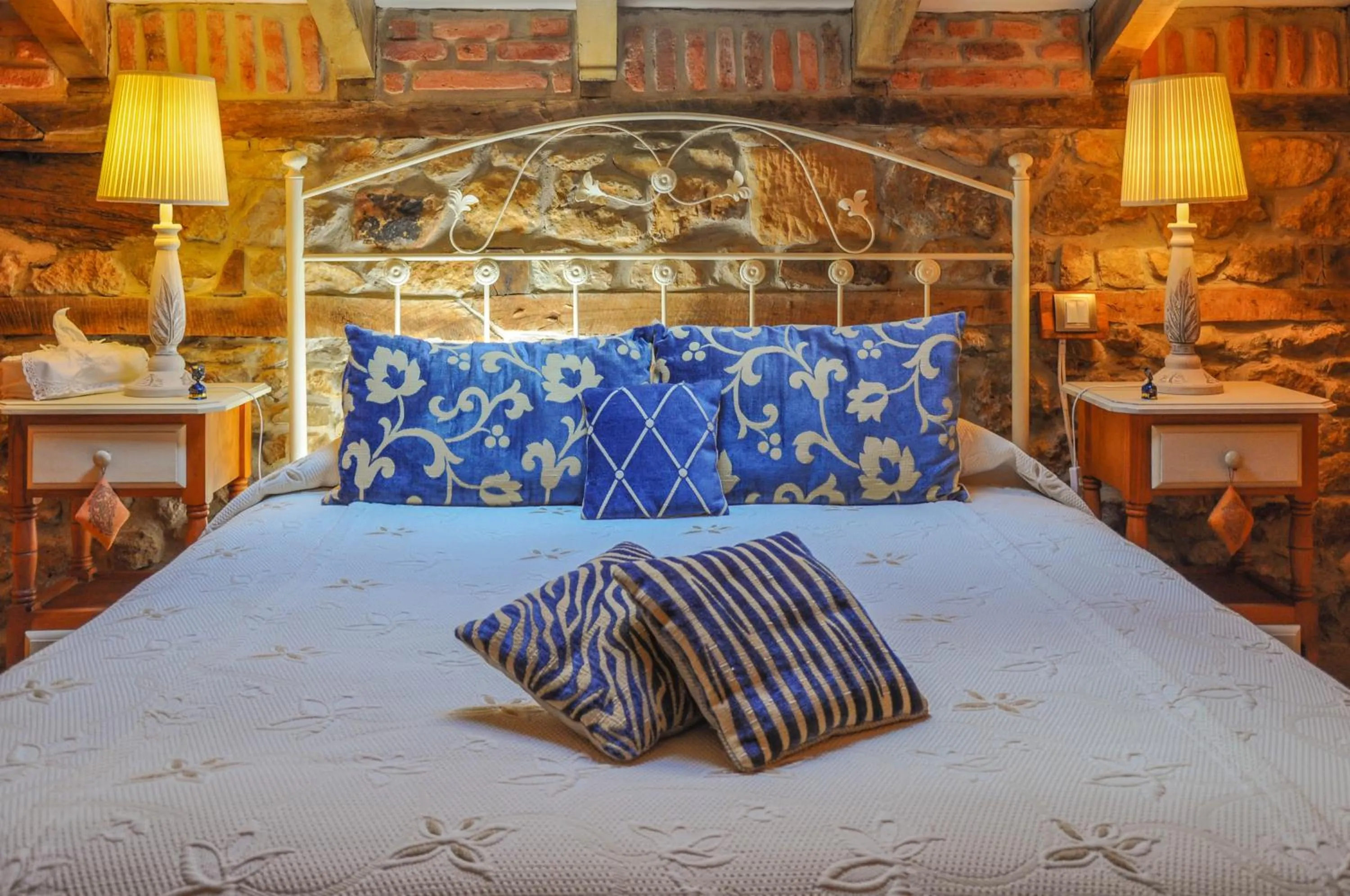 Photo of the whole room, Bed in Posada La Cotía
