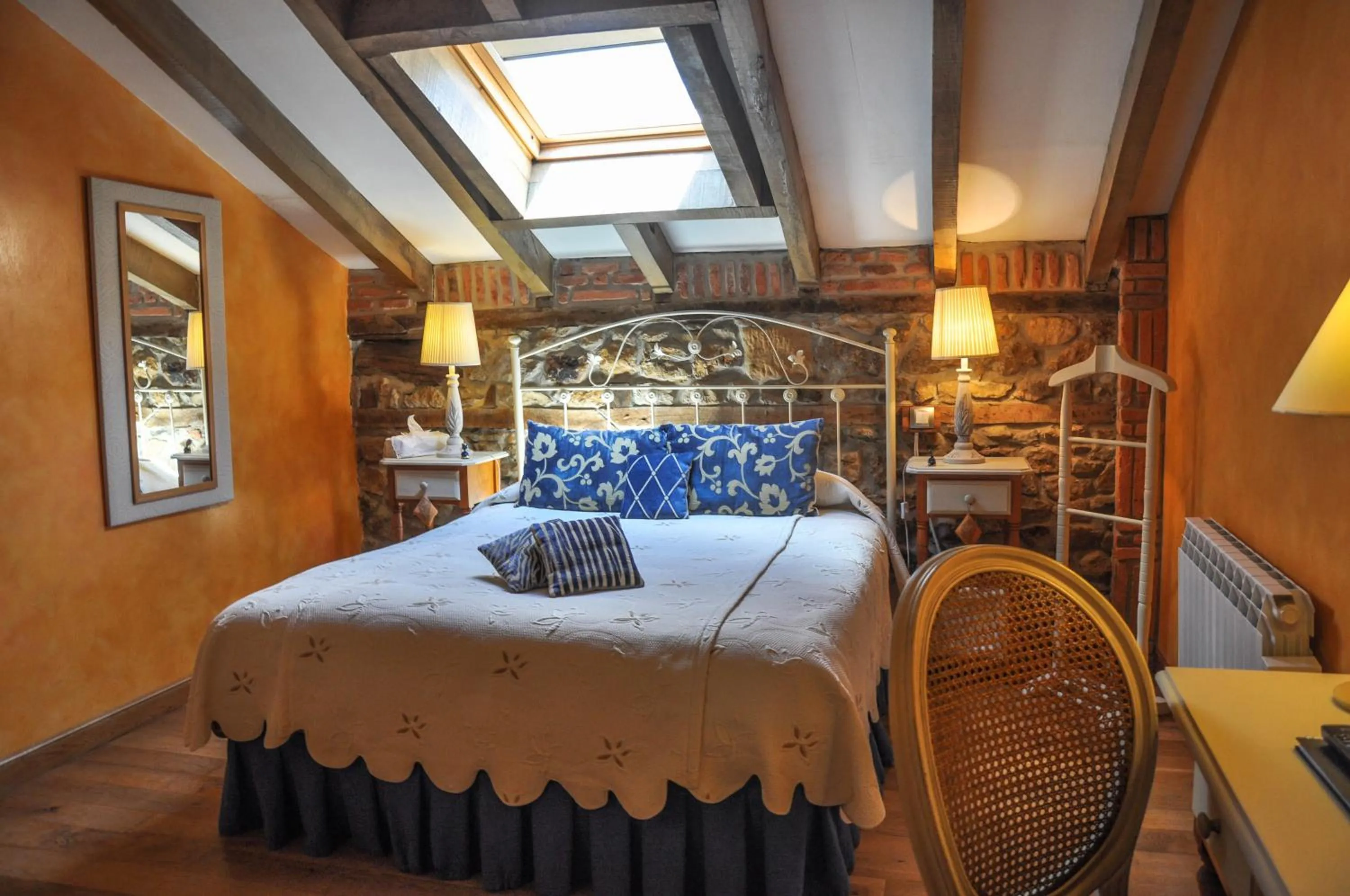 Photo of the whole room, Bed in Posada La Cotía