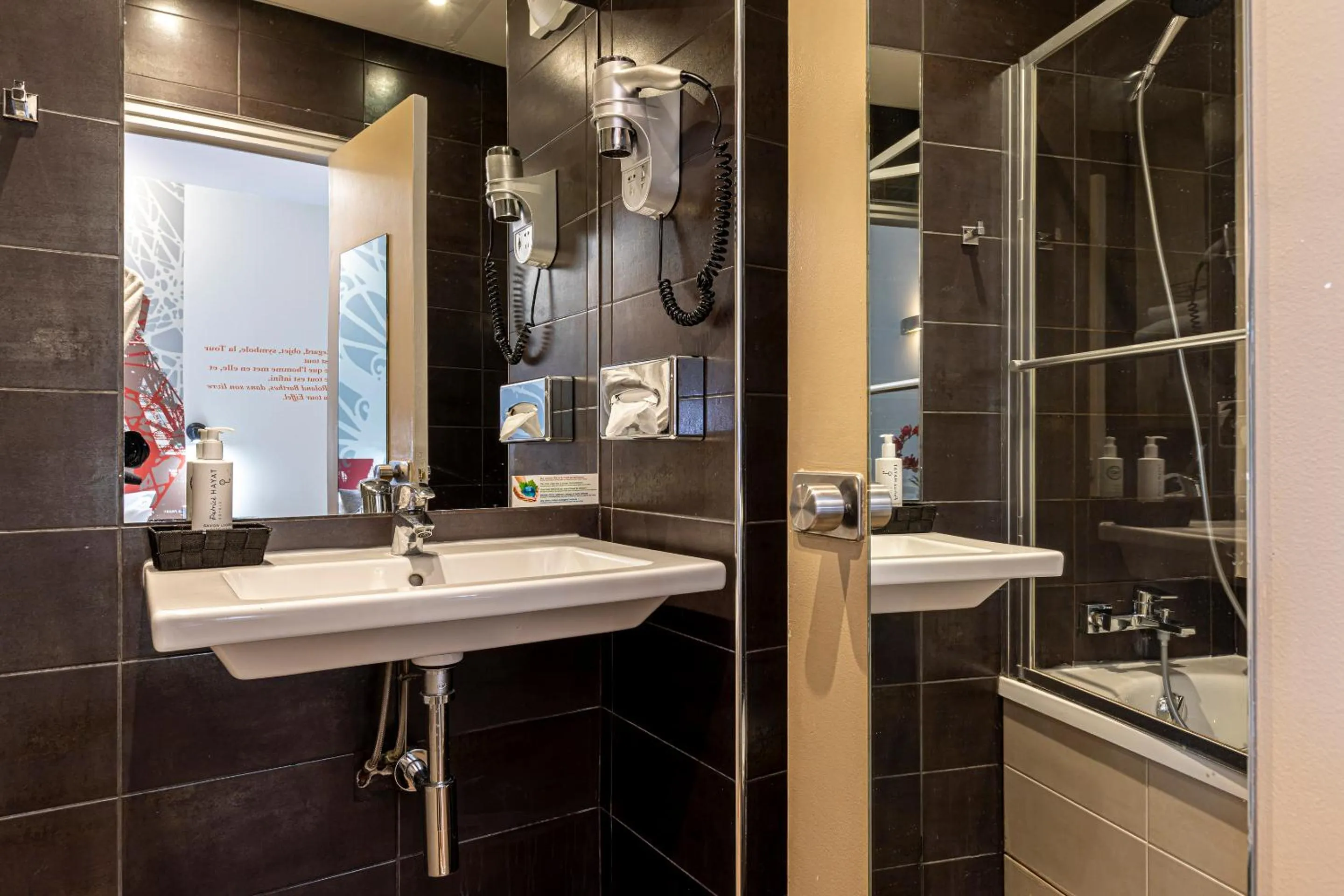 Bathroom in Hotel Alpha Paris Eiffel by Patrick Hayat
