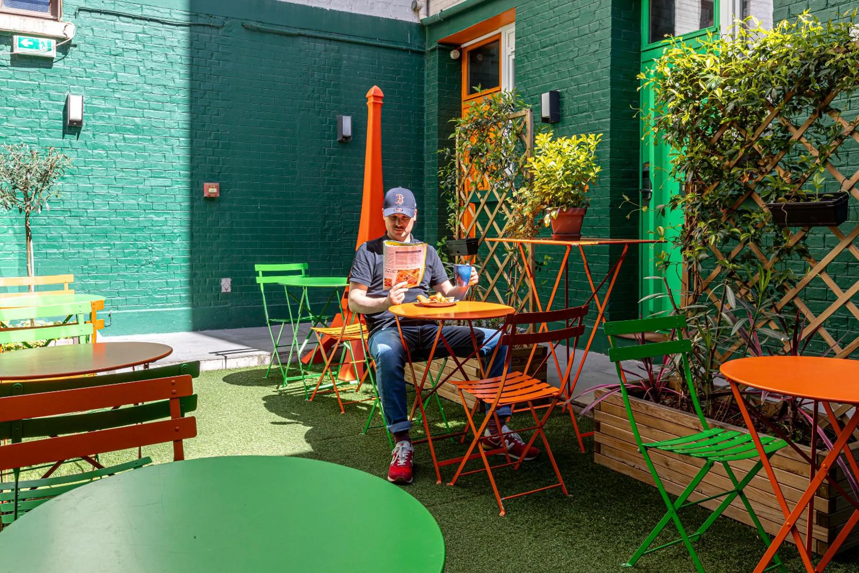 Patio in Hotel Alpha Paris Eiffel by Patrick Hayat