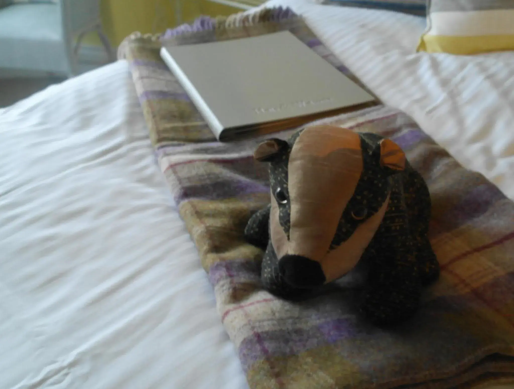 Decorative detail, Bed in Lulworth Cove Inn Decorative detail, Bed in Lulworth Cove Inn