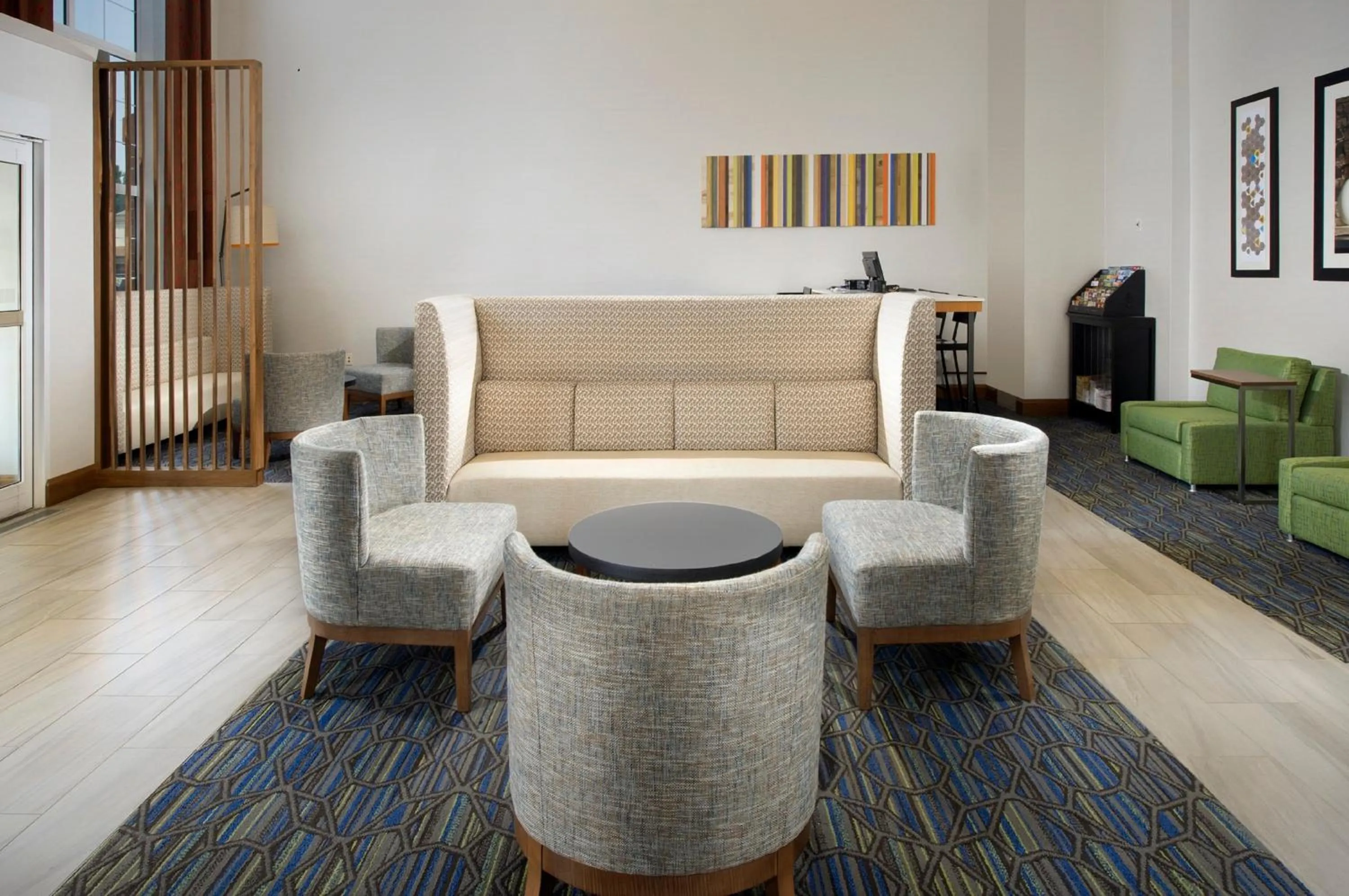 Property building in Holiday Inn Express & Suites Charlottesville - Ruckersville by IHG