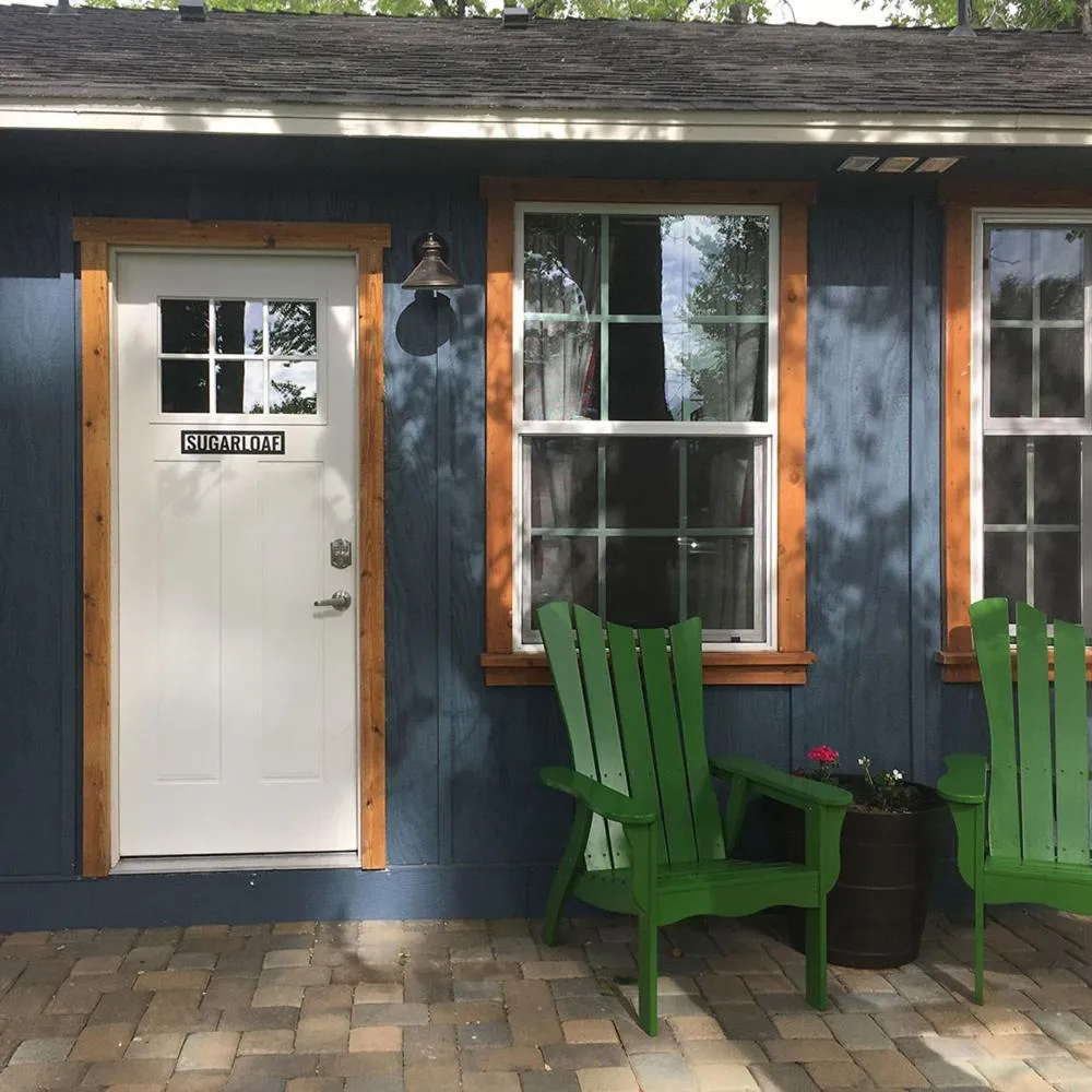 Eastside Guesthouse and Bivy