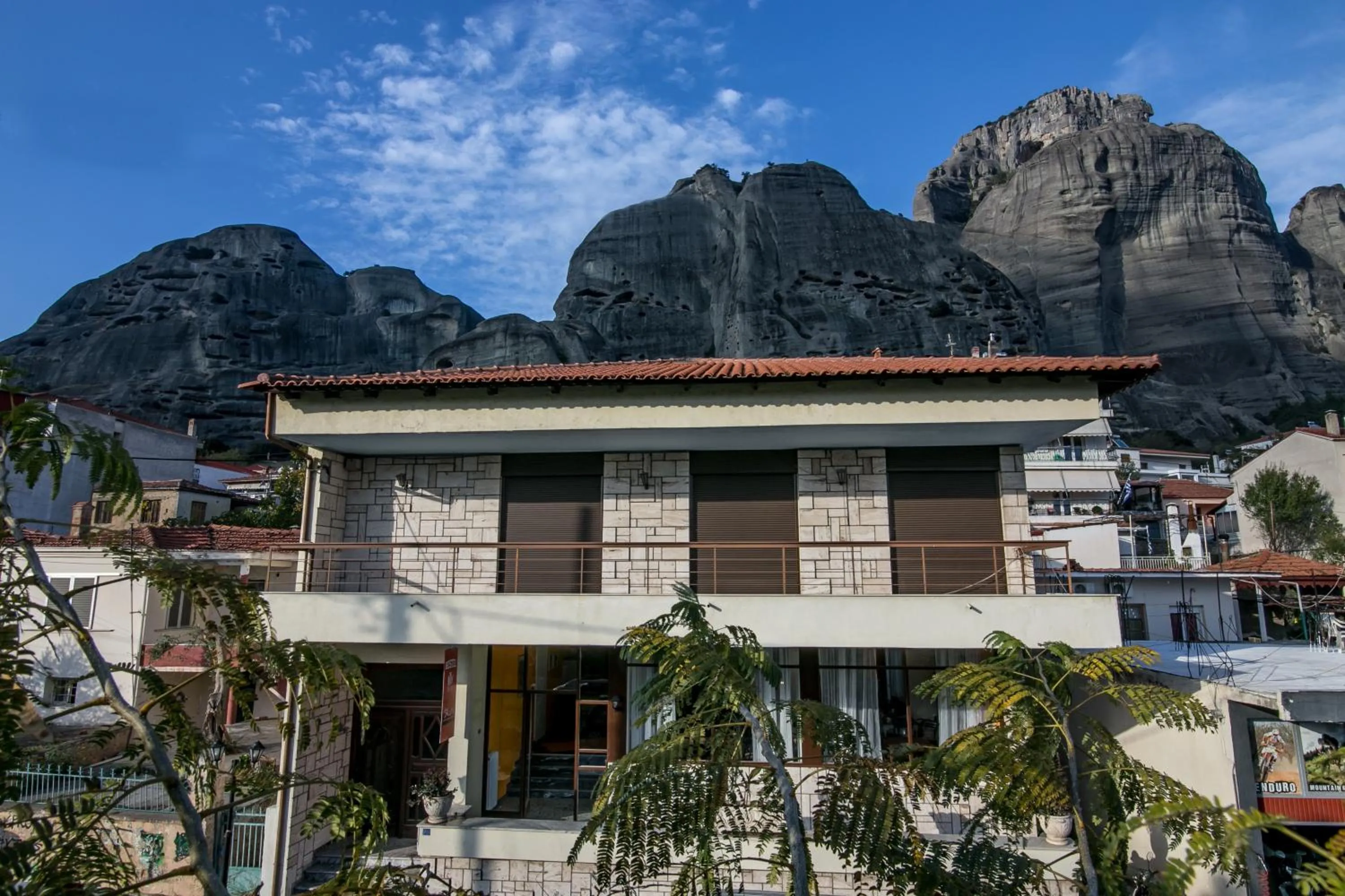 Facade/entrance in The Holy Rock - Hostel at meteora