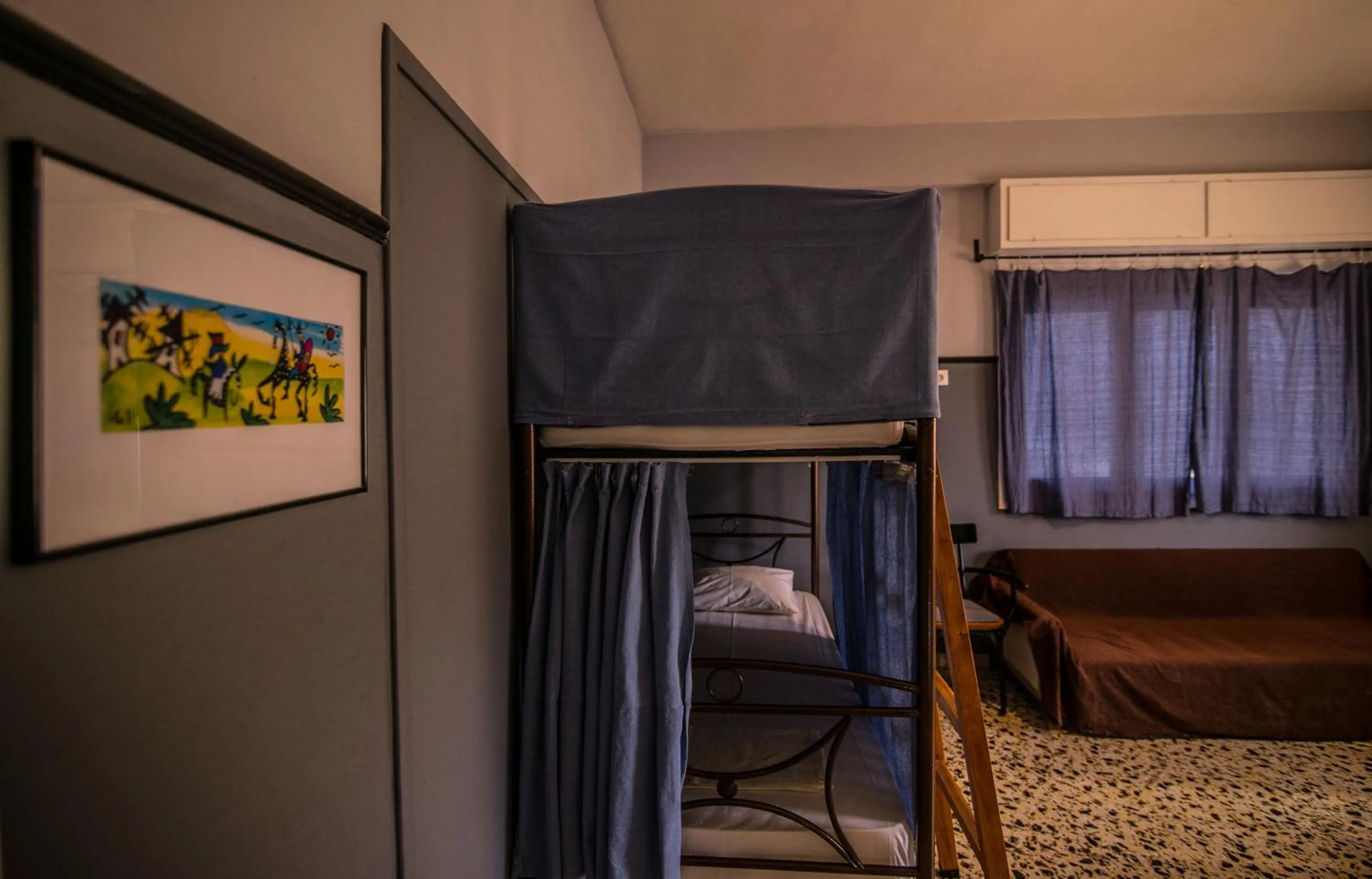 Bed in The Holy Rock - Hostel at meteora