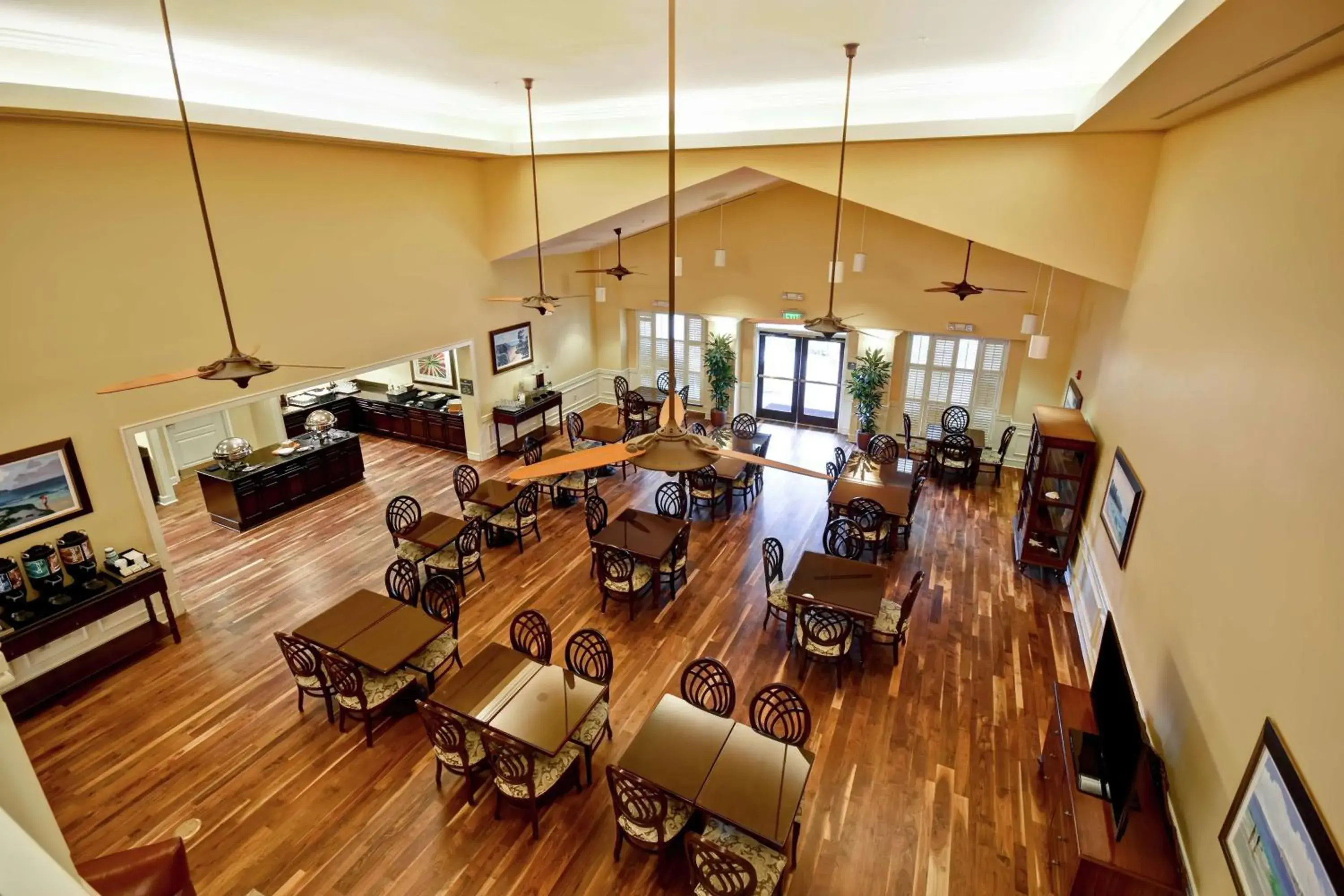 Restaurant/places to eat in Homewood Suites by Hilton Charleston Airport/Convention Center Restaurant/places to eat in Homewood Suites by Hilton Charleston Airport/Convention Center