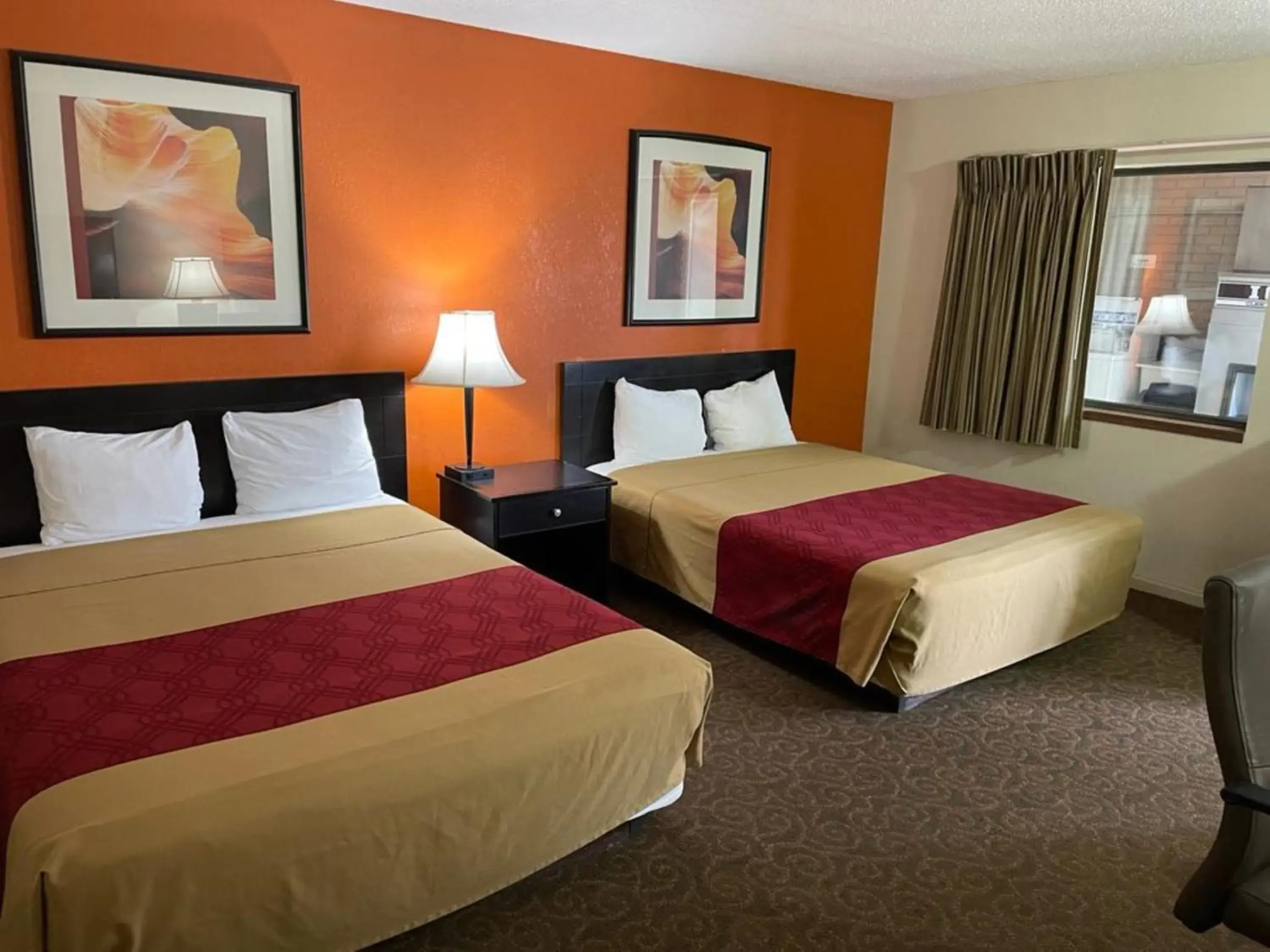 Queen Room with Two Queen Beds - single occupancy - Accessible/Non-Smoking in Knights Inn & Suites Emporia Queen Room with Two Queen Beds - single occupancy - Accessible/Non-Smoking in Knights Inn & Suites Emporia