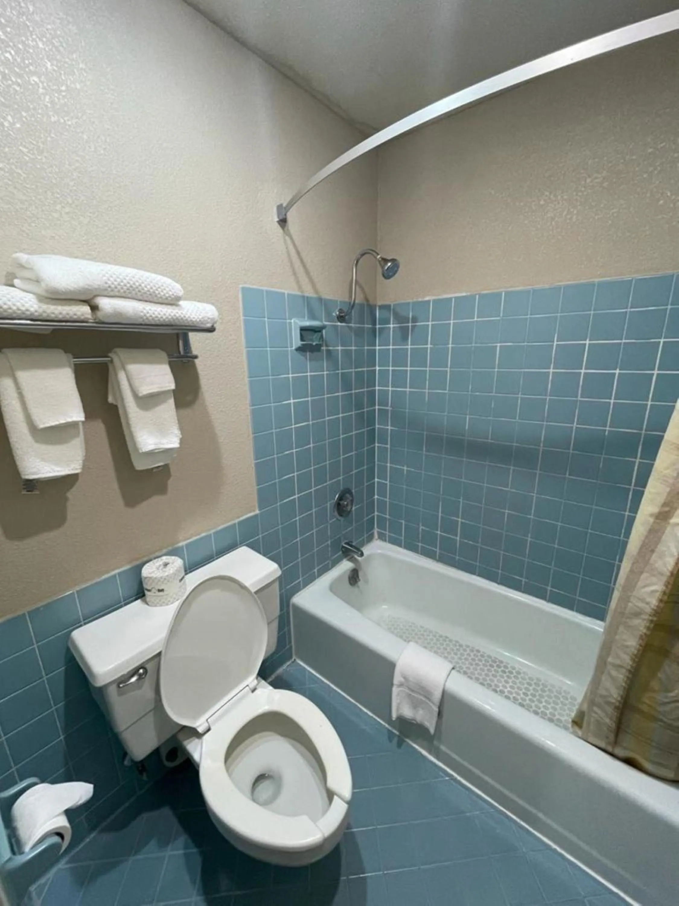 Knights Inn & Suites Emporia