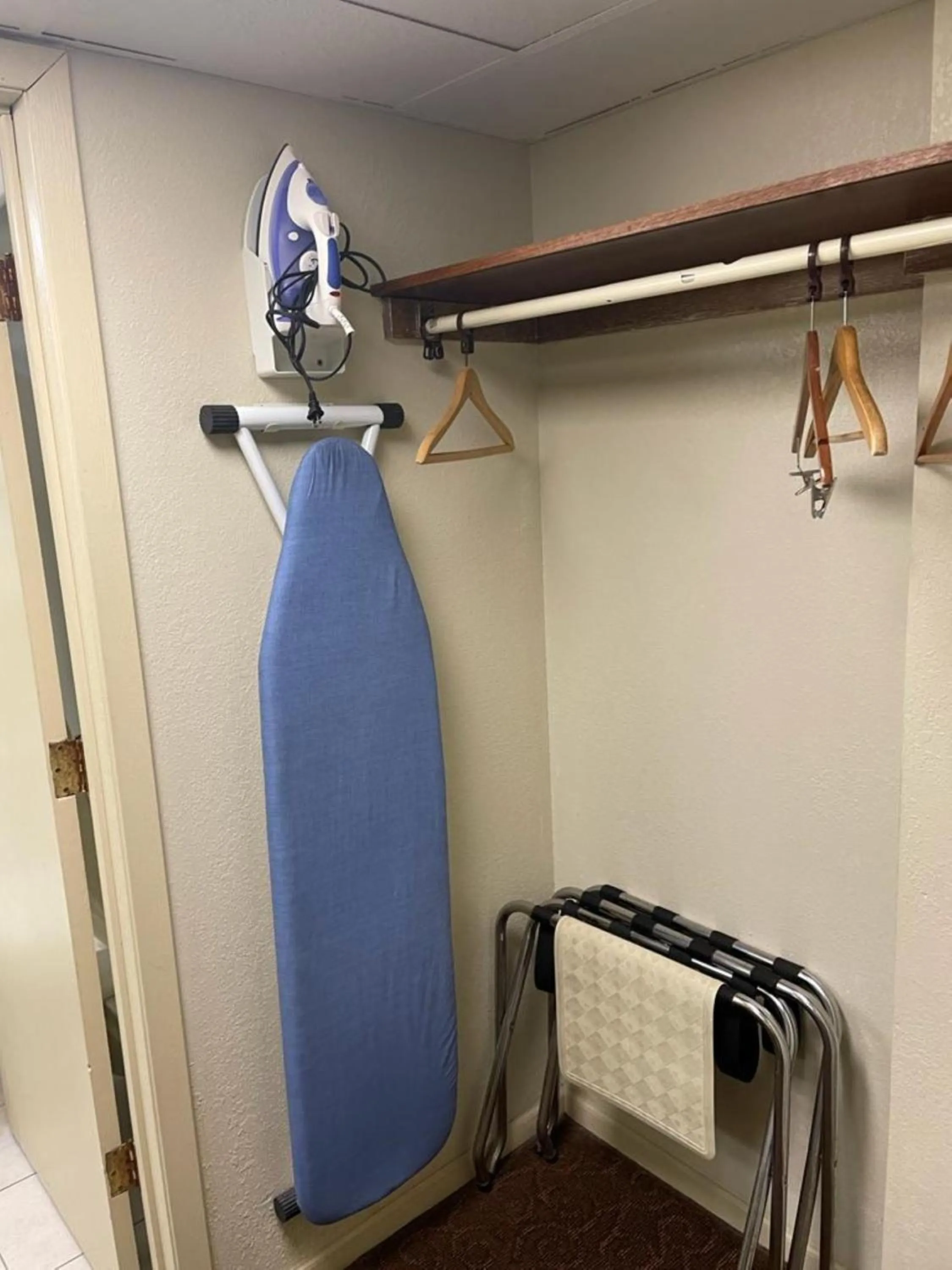 Knights Inn & Suites Emporia